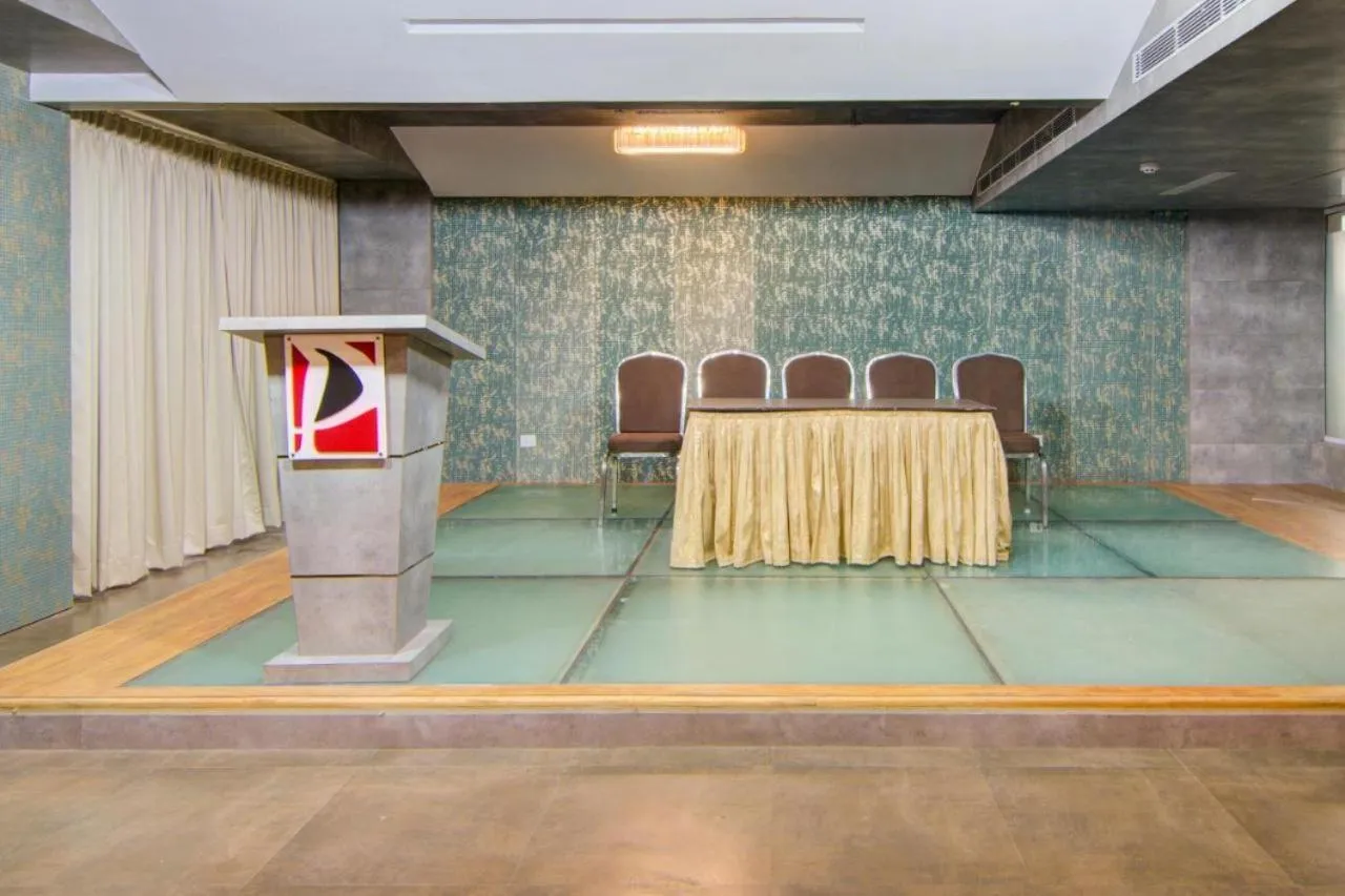 Banquet/Function facilities in The Pikus Paradise