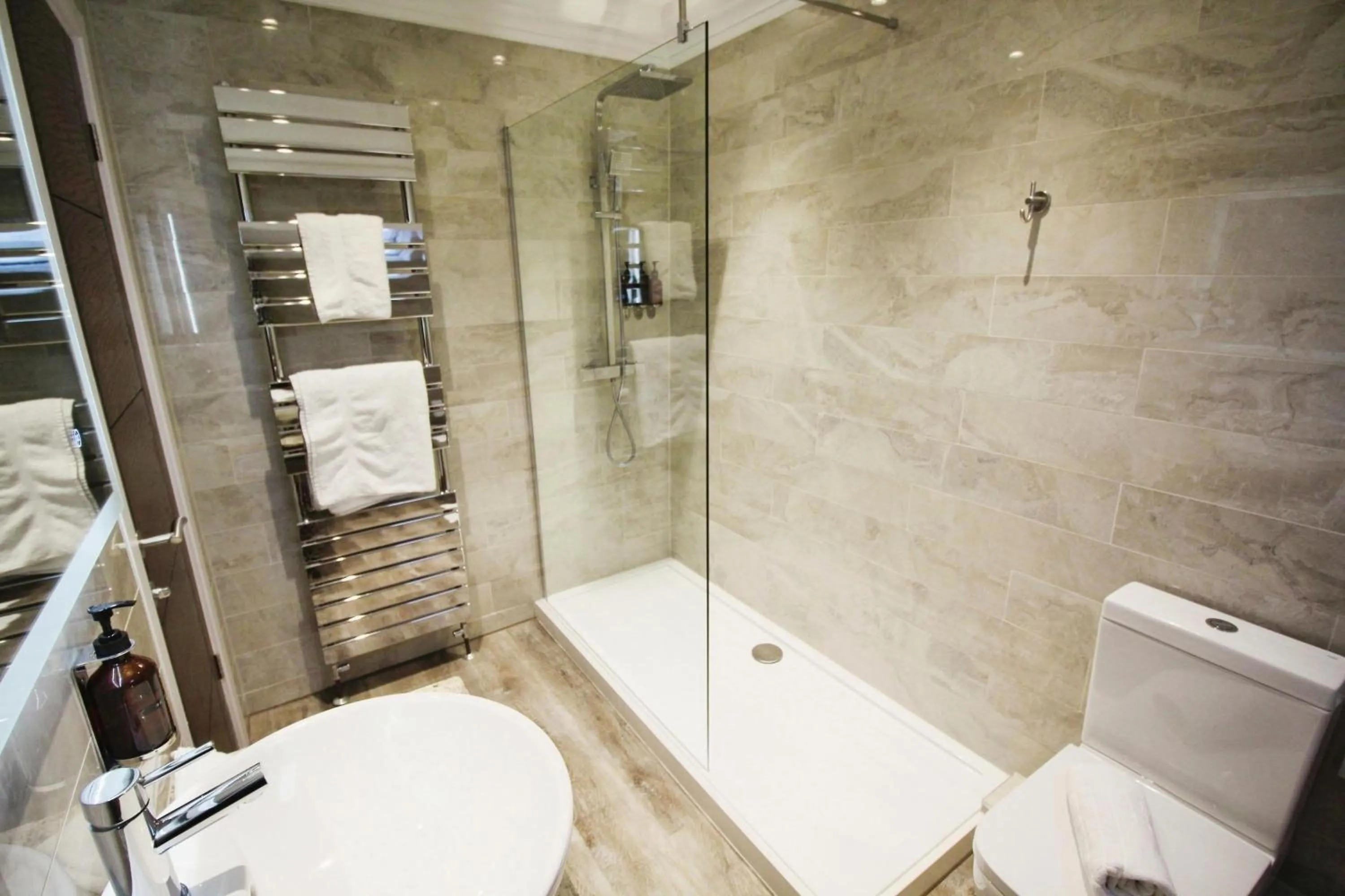 Bathroom in The Psalter