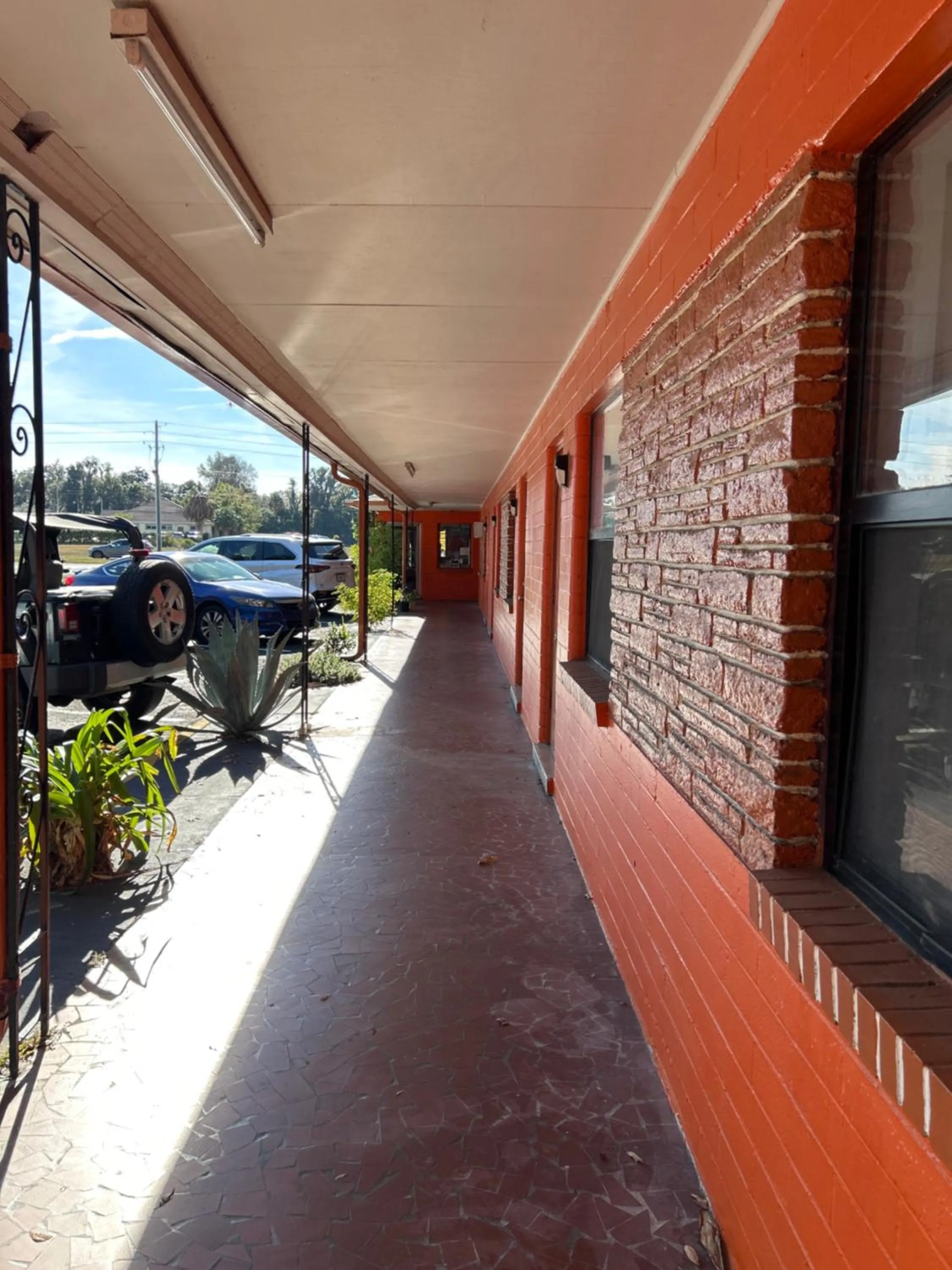 Parking in Stevens Motel by Capital O Ocala US 27