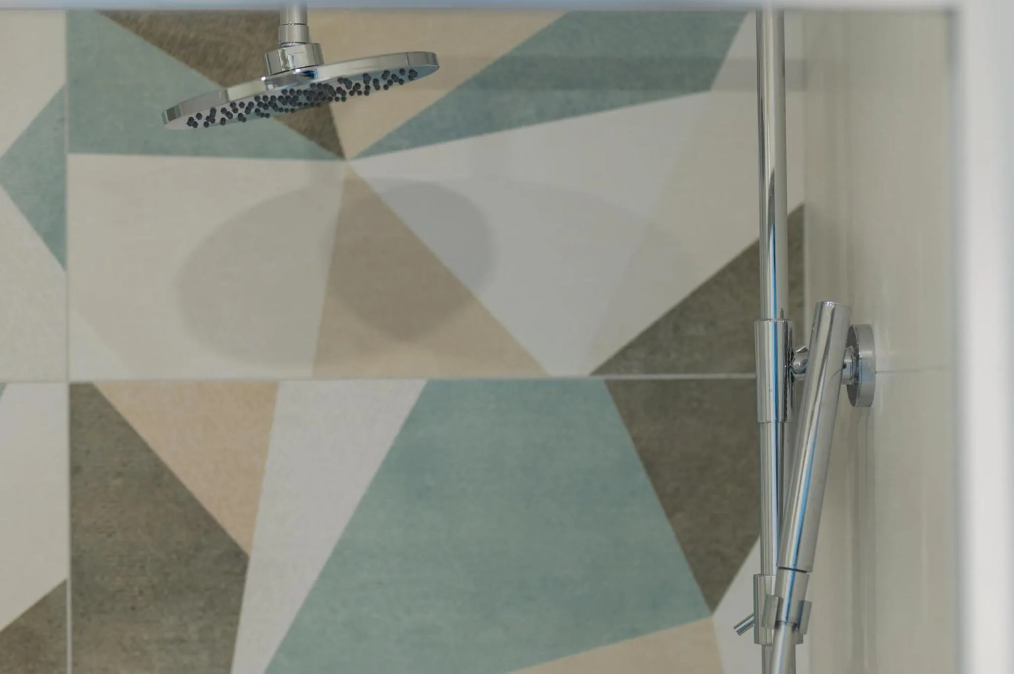 Shower in Oktolia suites