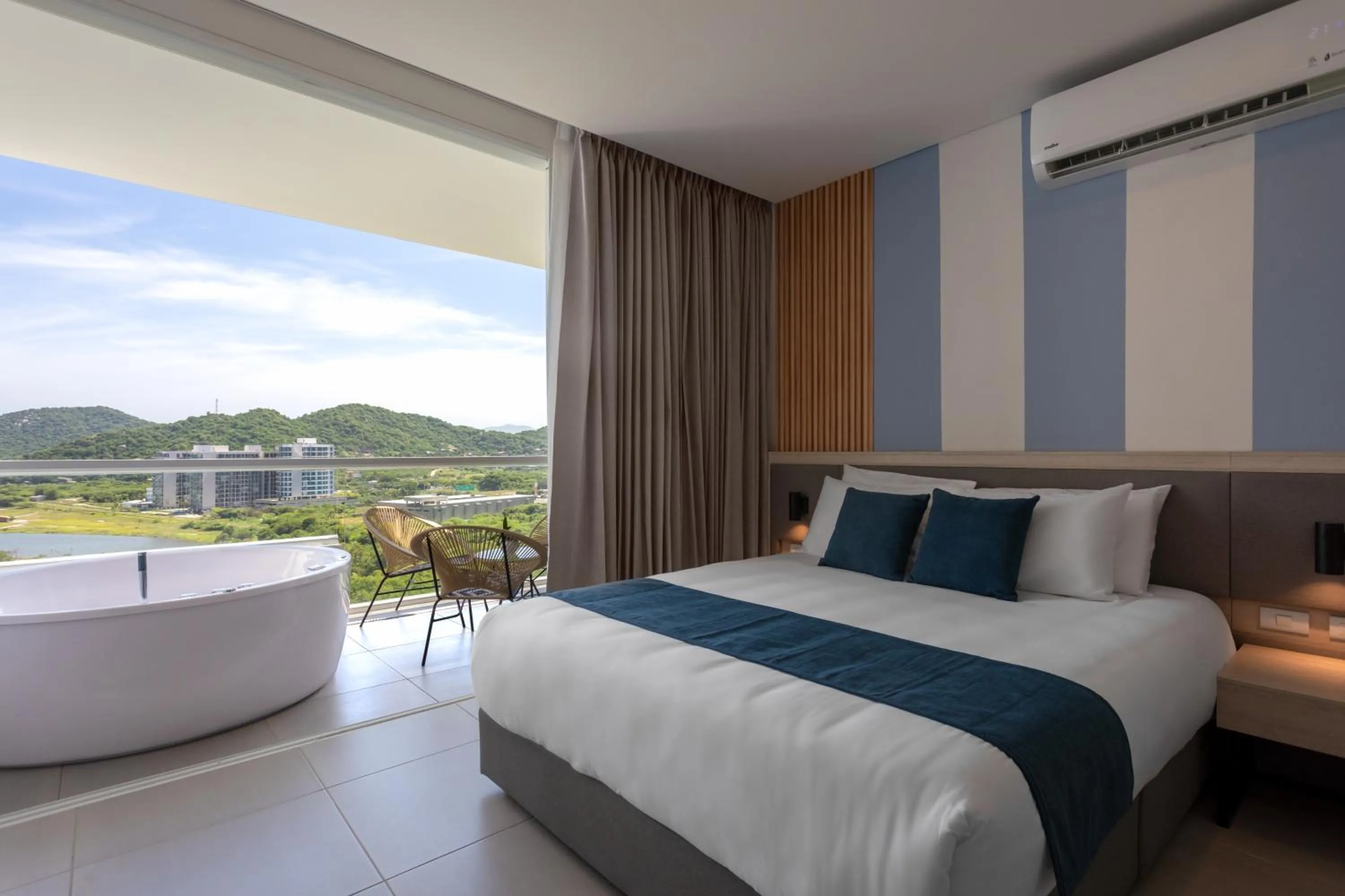 Bed in Hotel Porto Horizonte All inclusive By OxoHotel