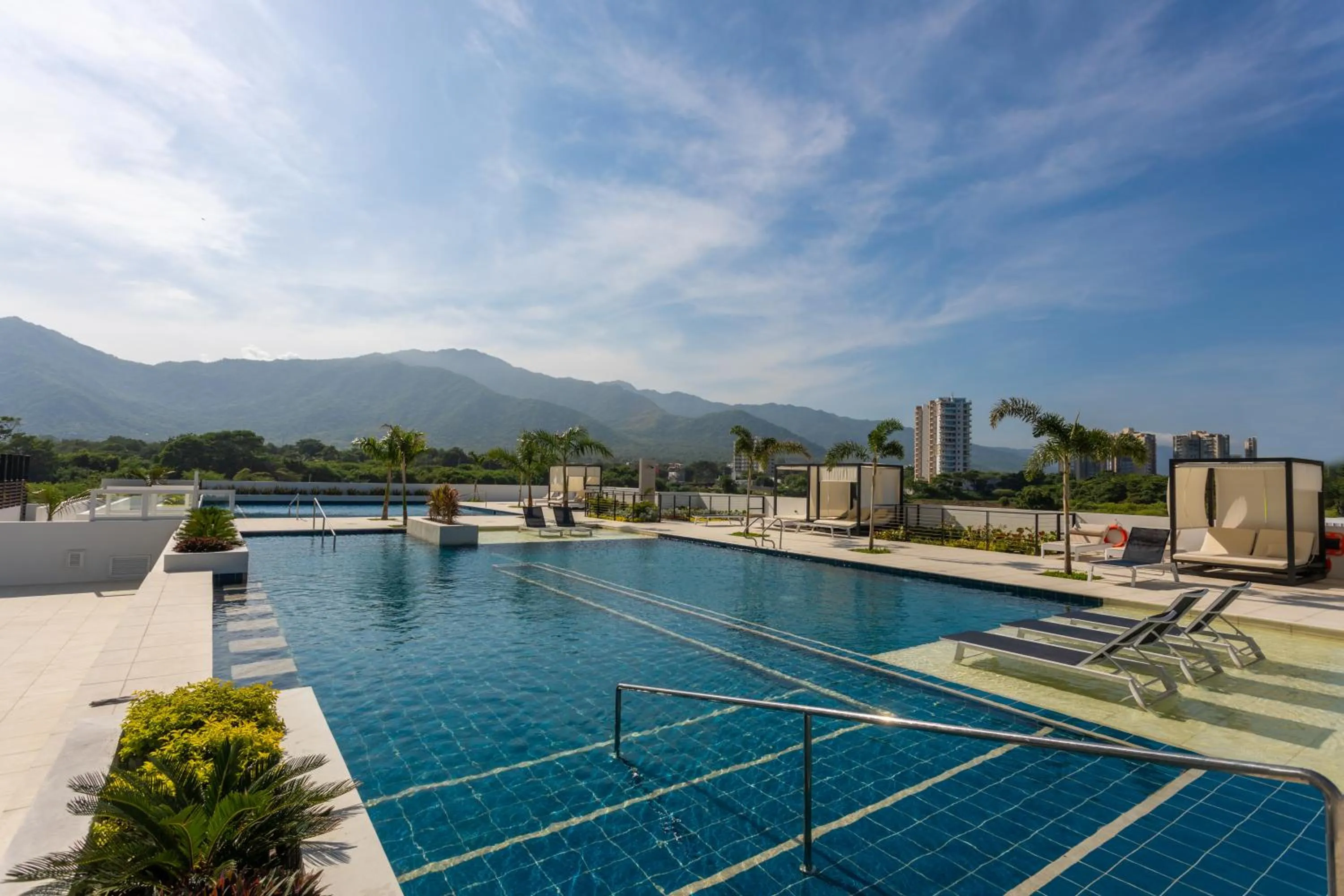 Swimming pool in Hotel Porto Horizonte All inclusive By OxoHotel