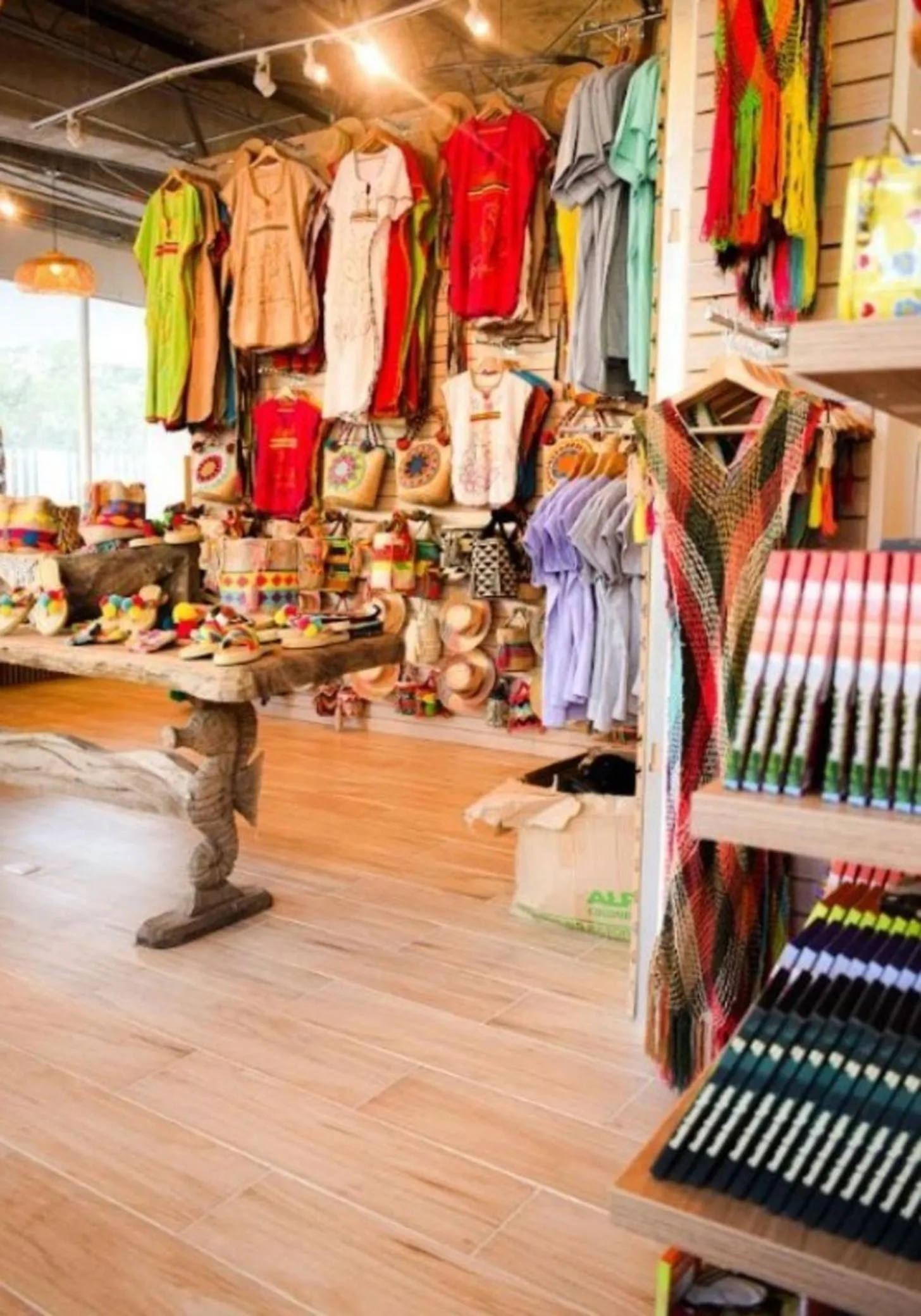 On-site shops in Hotel Porto Horizonte All inclusive By OxoHotel