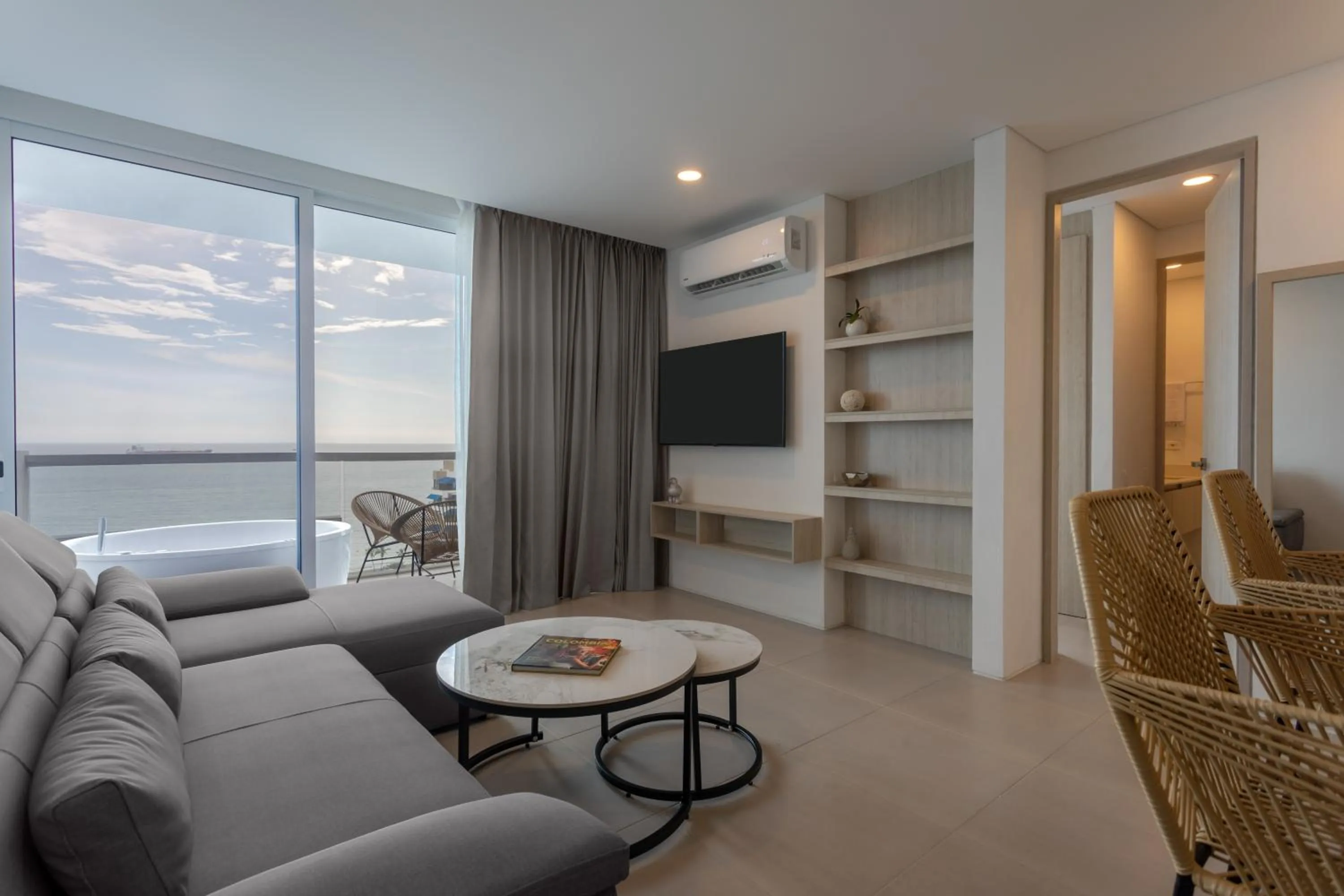 Hot Tub in Hotel Porto Horizonte All inclusive By OxoHotel