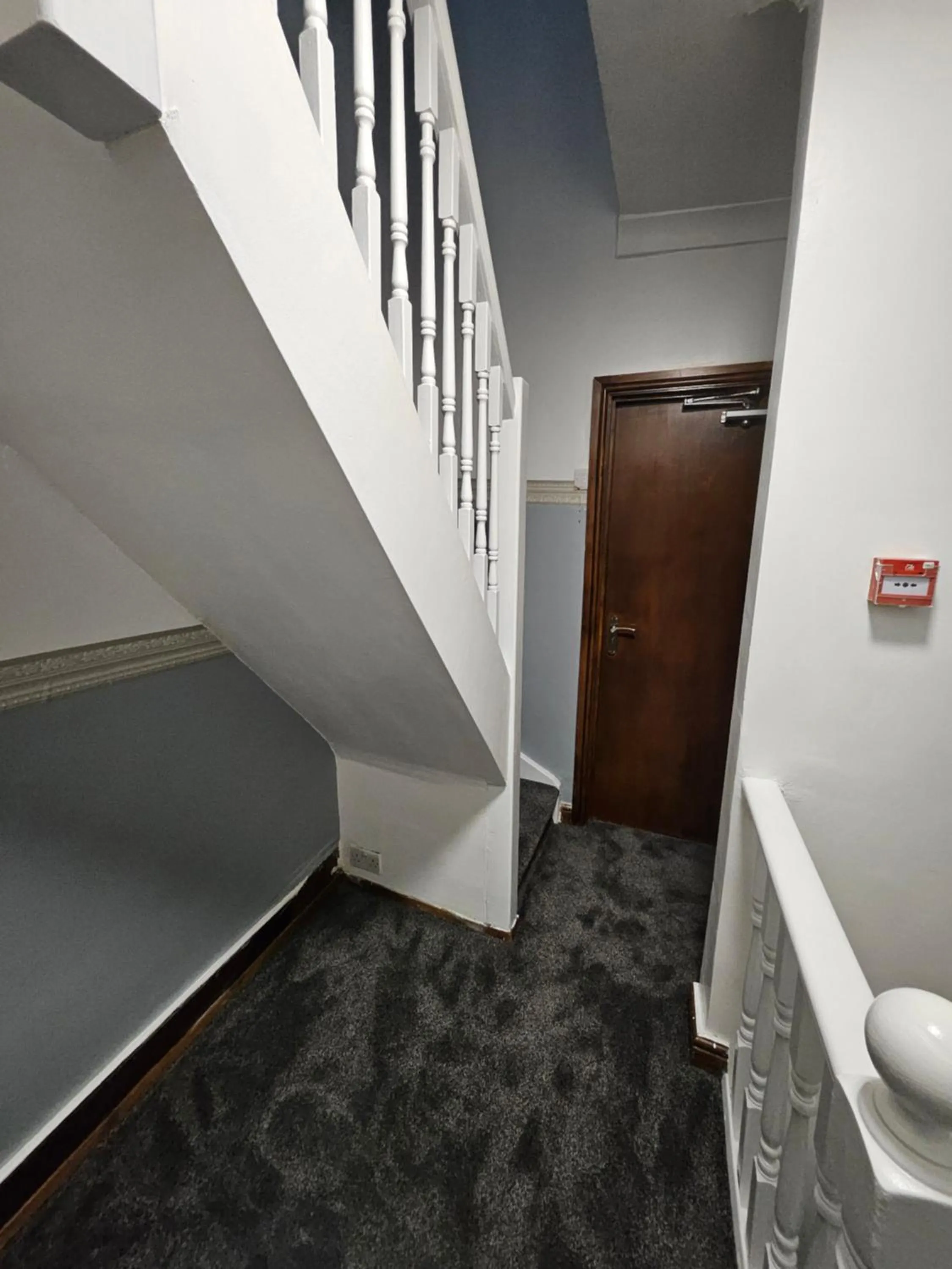 Lobby or reception in SnoozeDen Wellesley - Near to Slough Station