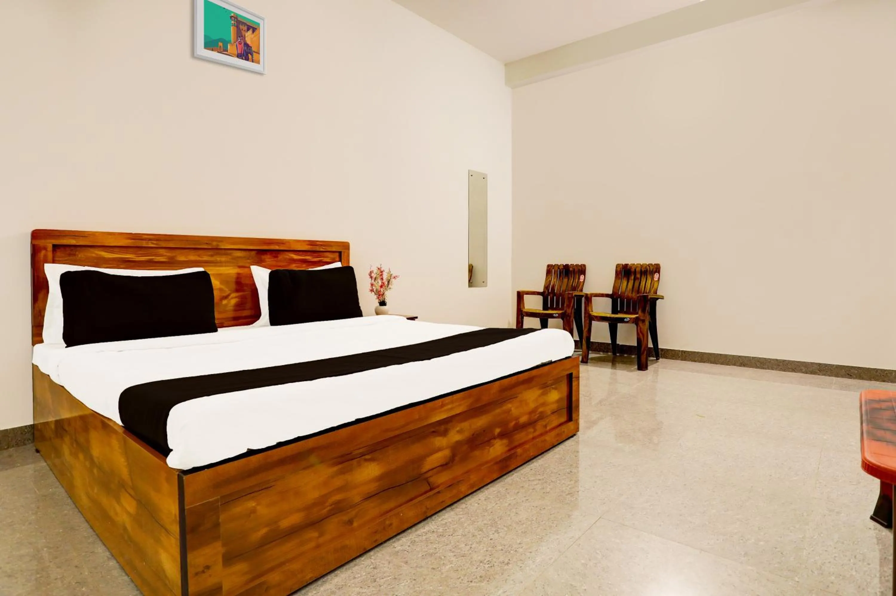 Bedroom, Bed in Hotel O Ayendri Premium Guest House