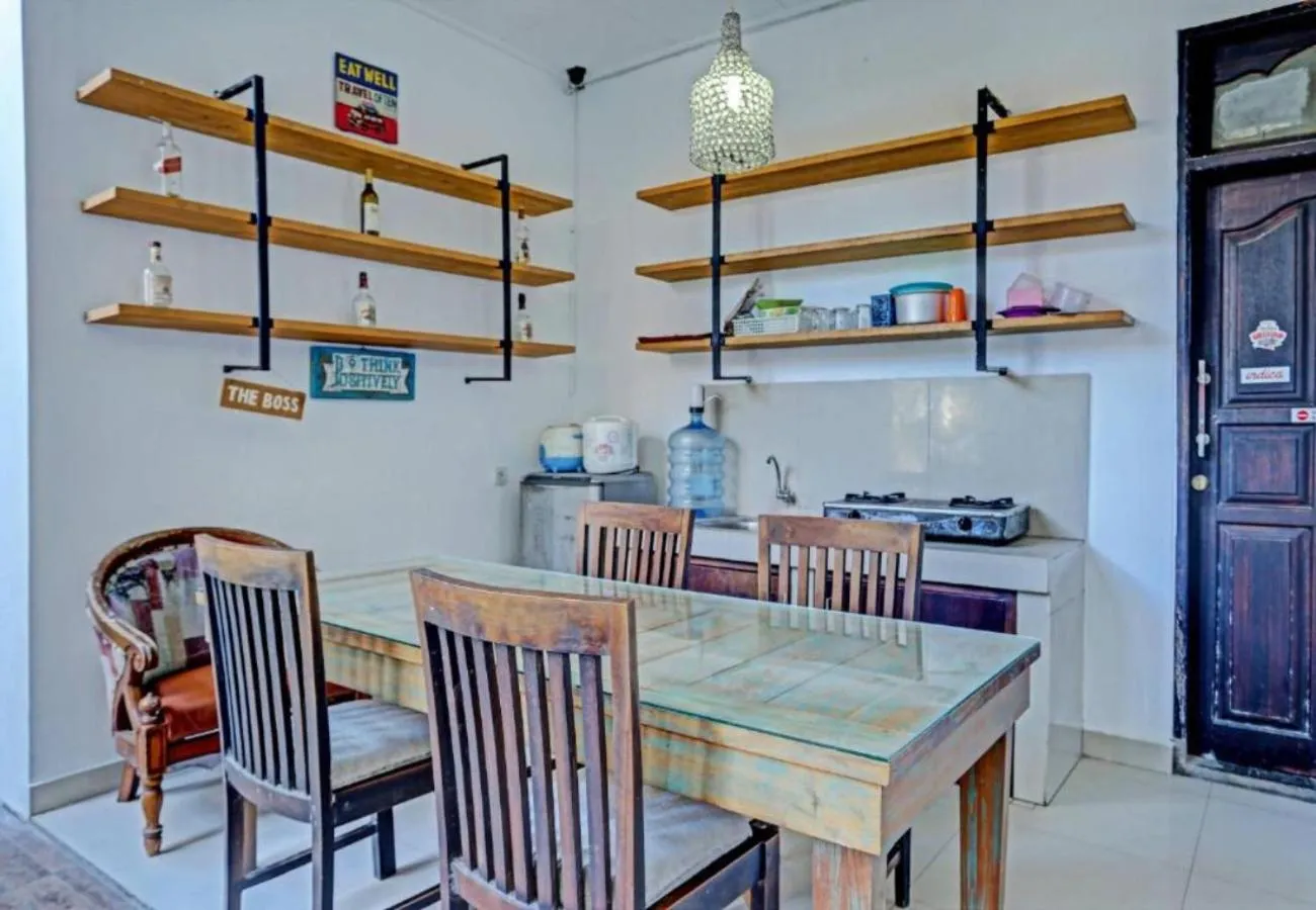 Kitchen or kitchenette in Napura Homestay
