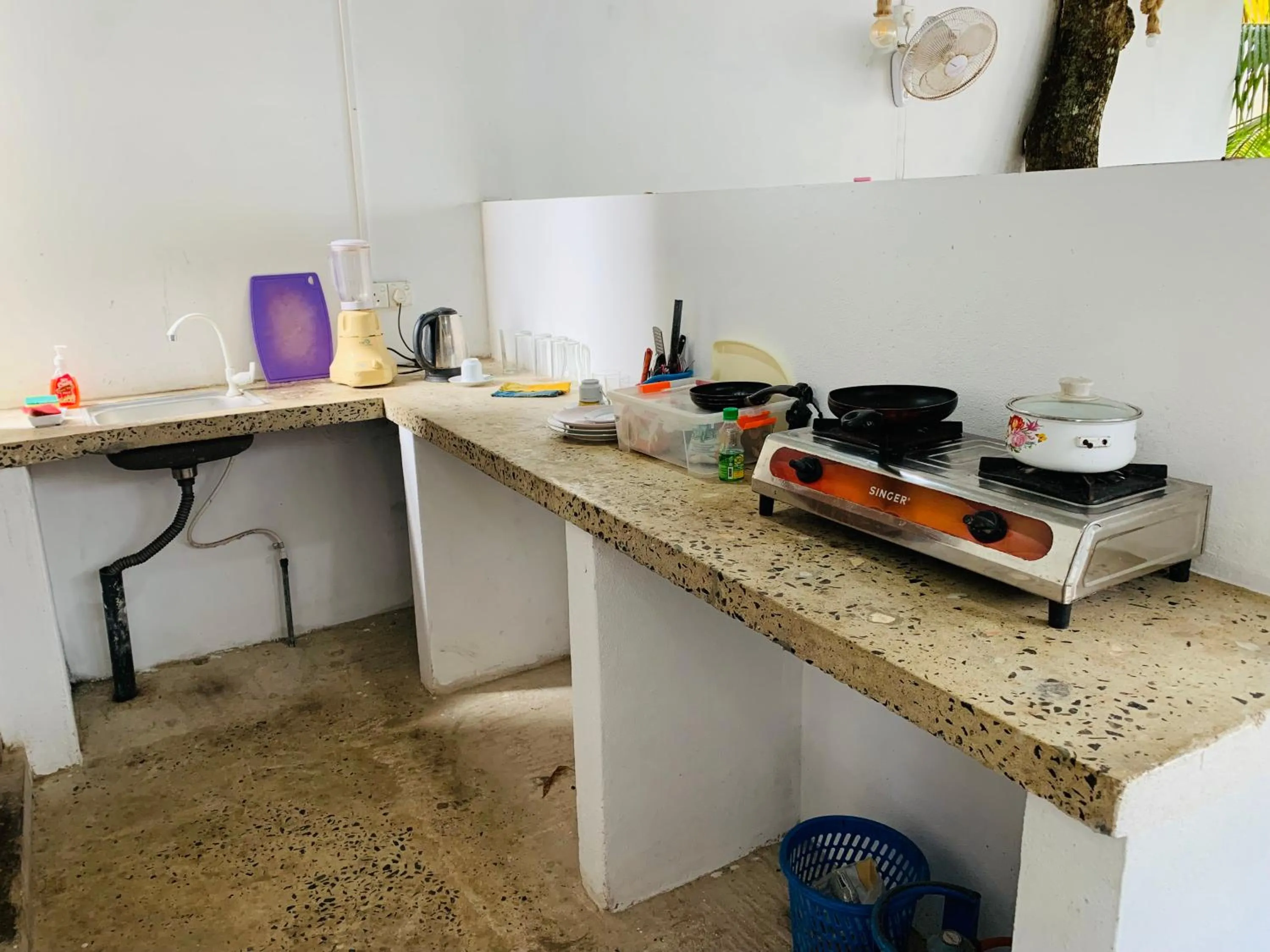 Kitchen or kitchenette in Calidan