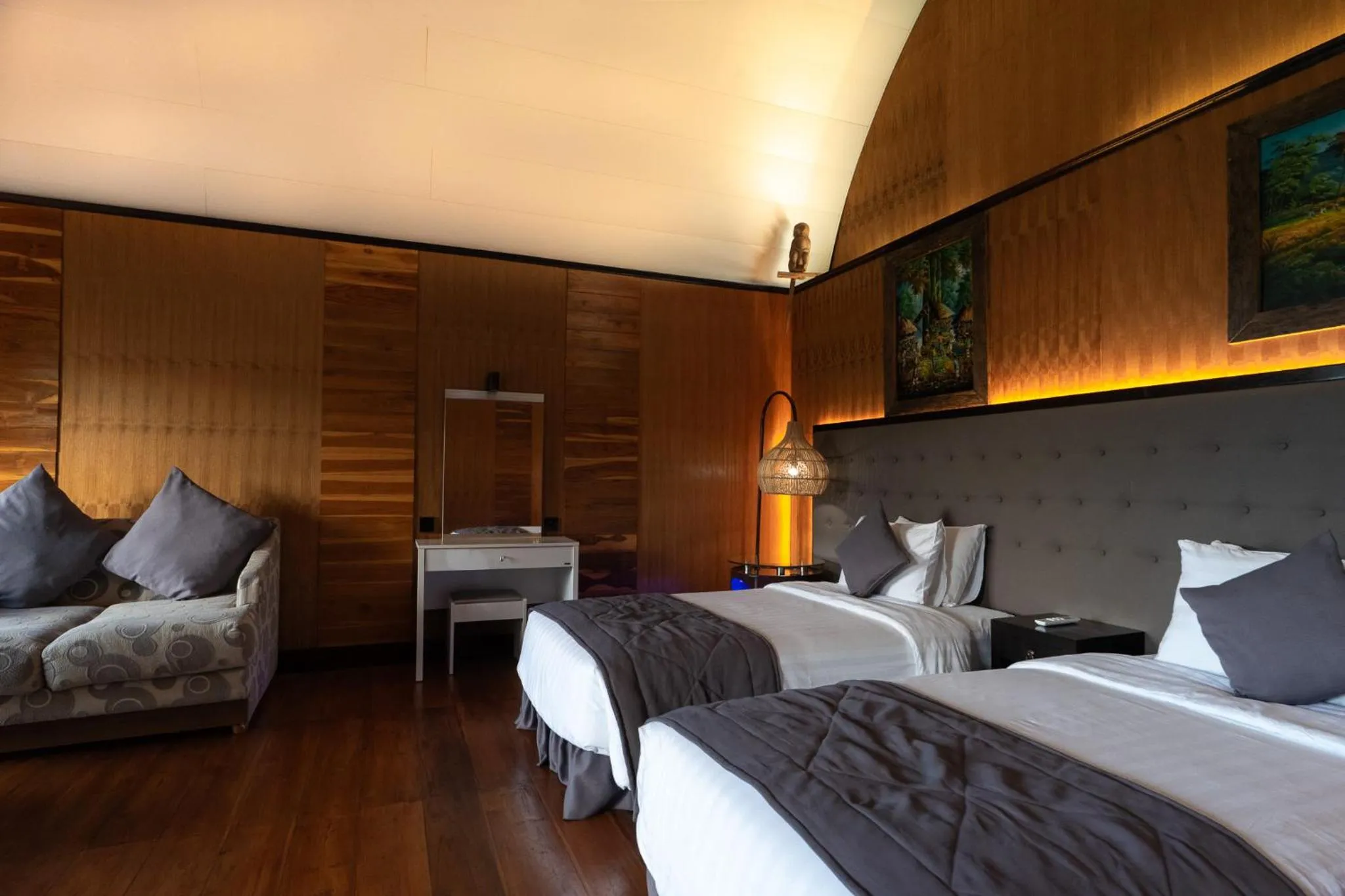 Bed in Pondanu Living