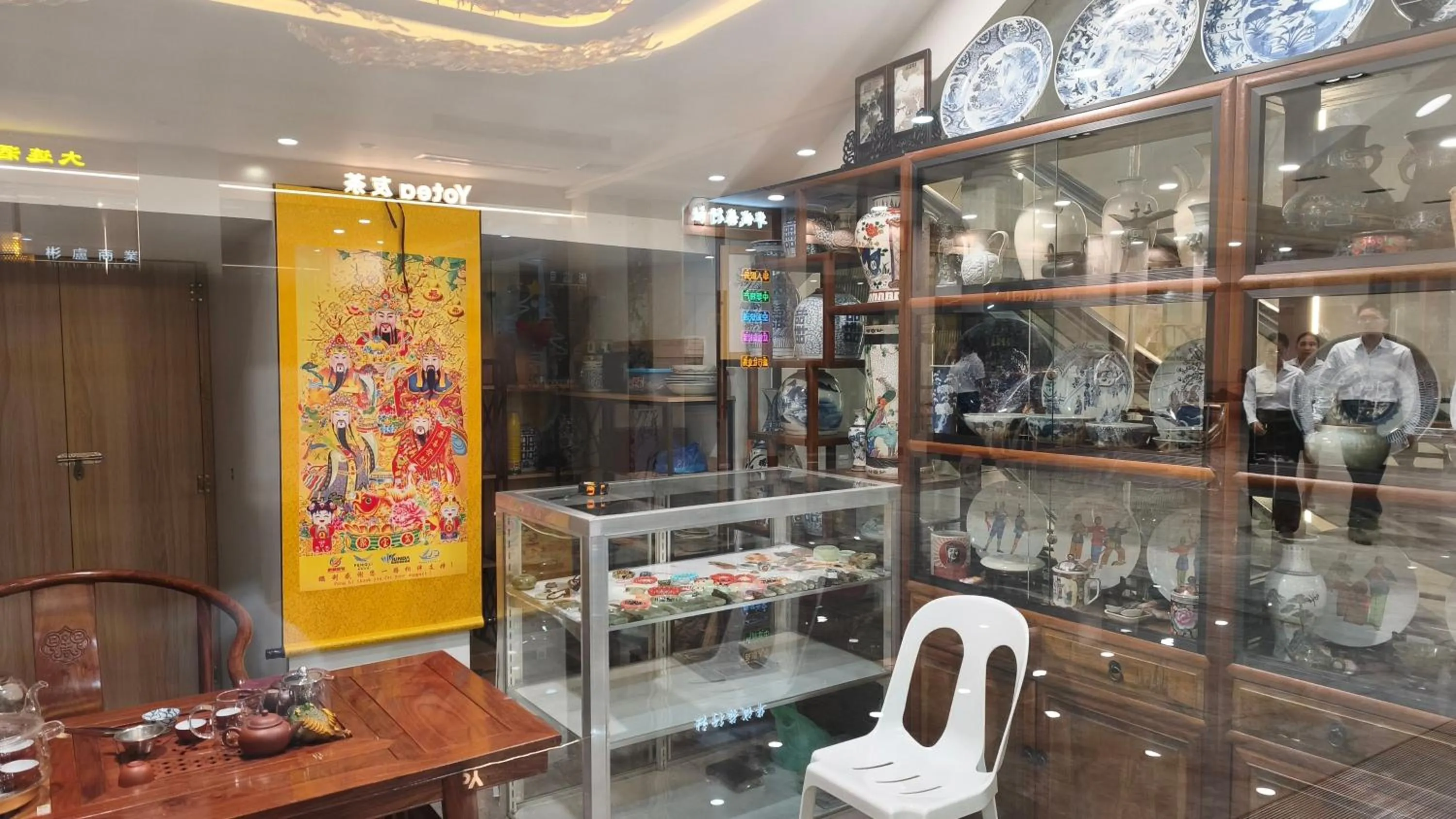 Property building in Lido De Paris Hotel