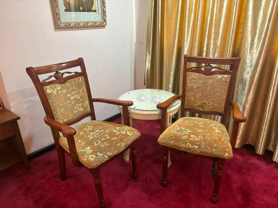 Seating area in Lido De Paris Hotel