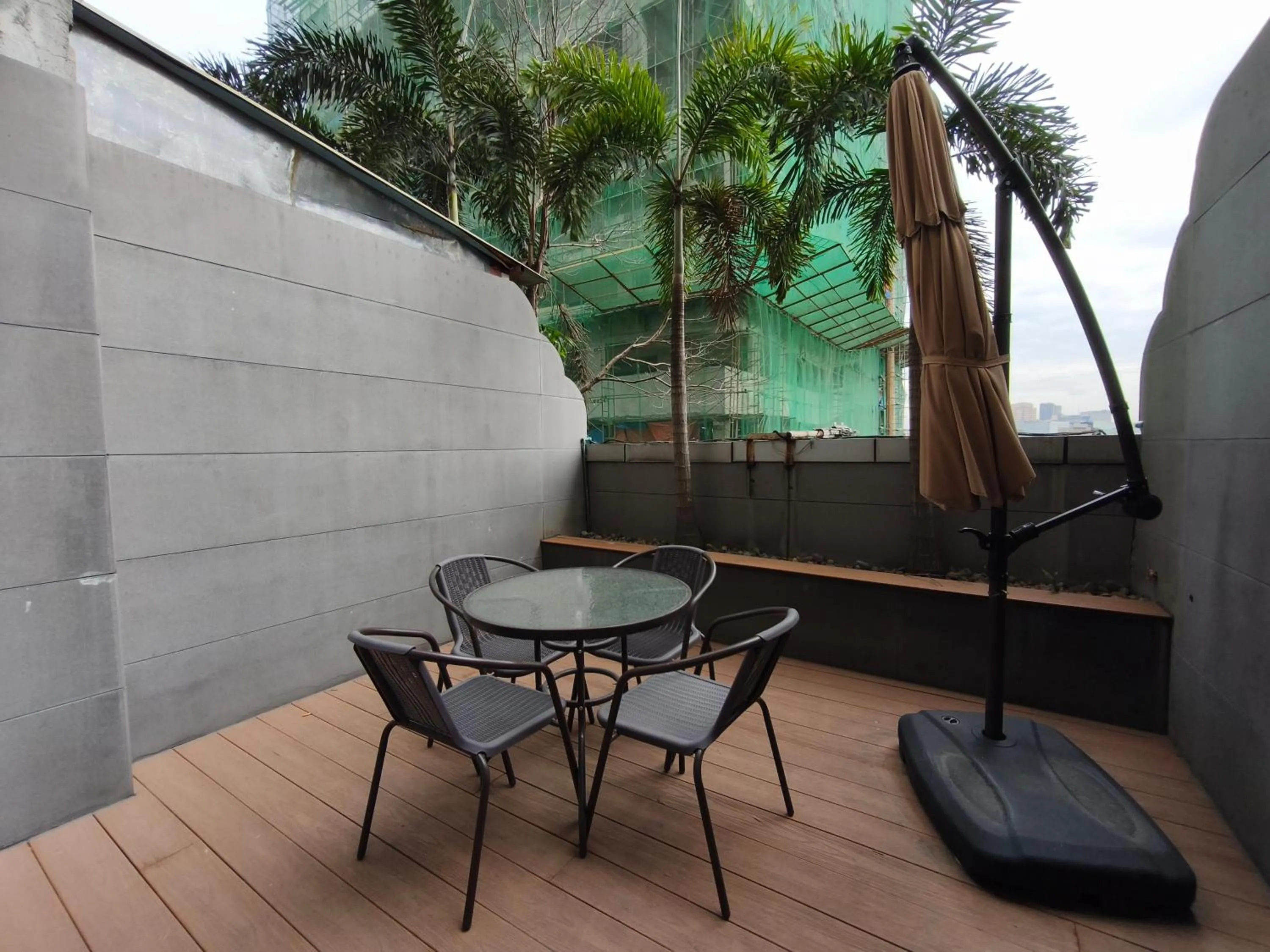 Balcony/Terrace in Lido De Paris Hotel