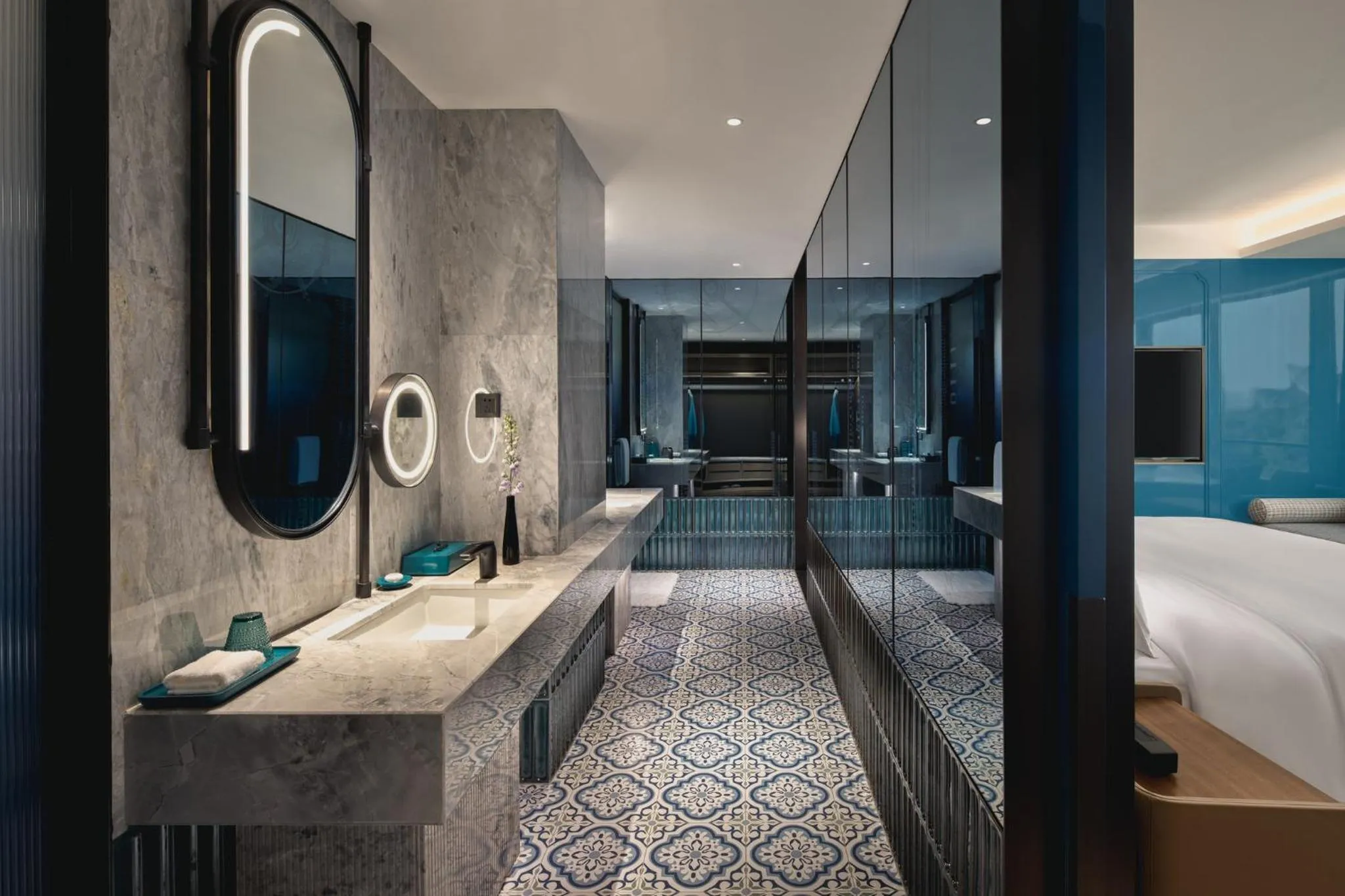 Photo of the whole room, Bed in Hotel Indigo Suzhou Jinji Lake by IHG