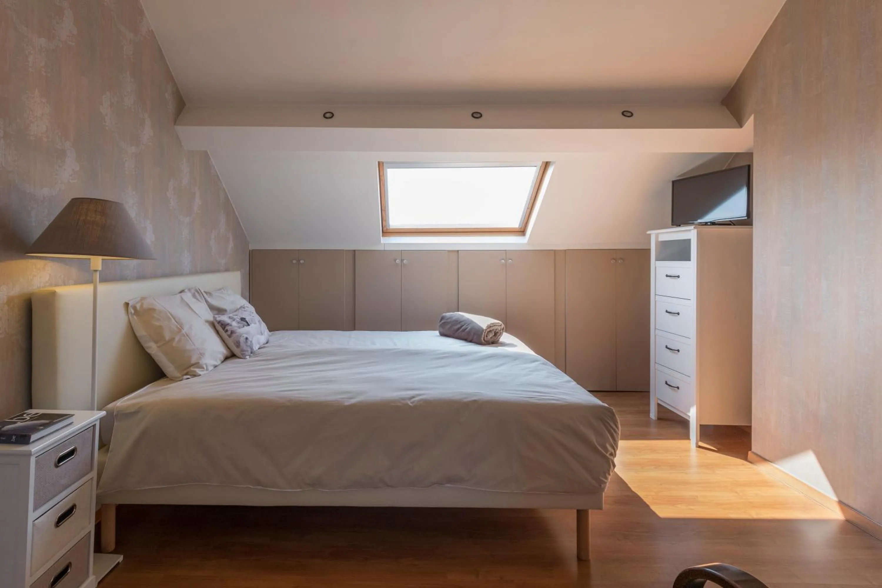 Bed in Restaurant & Guesthouse Cachet de Cire