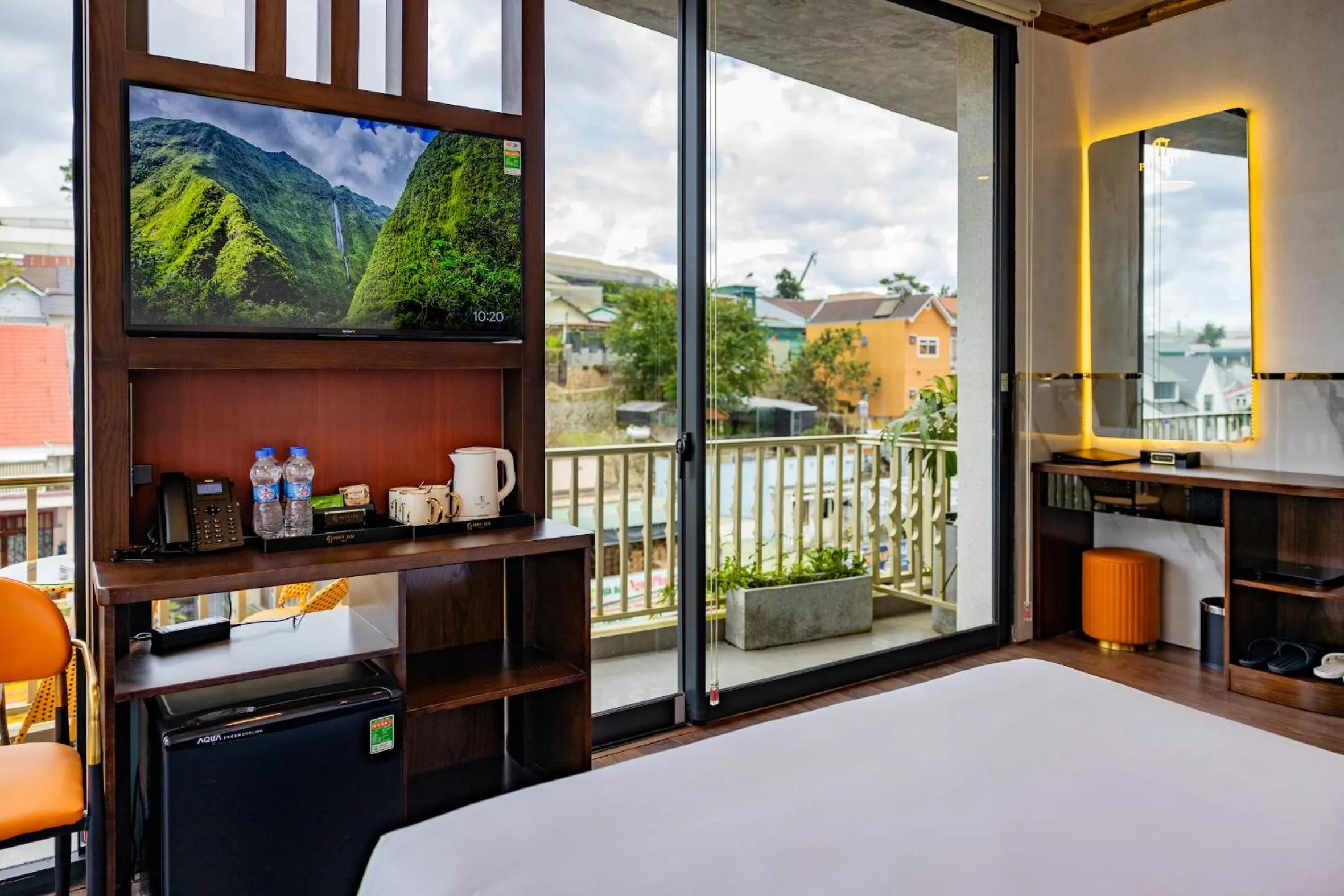 TV and multimedia, Bed in Phuc Hai Hotel Da Lat