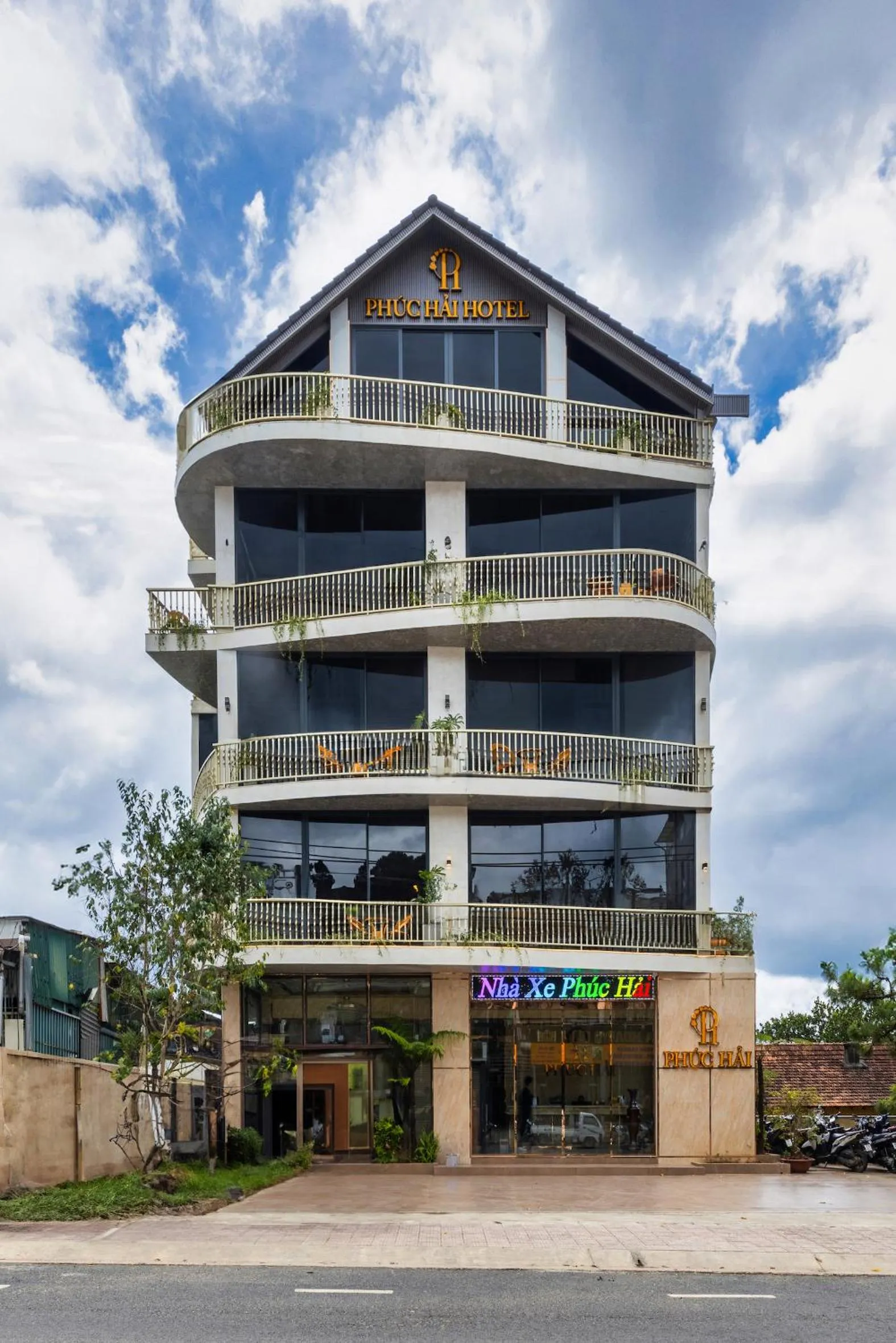 Property building in Phuc Hai Hotel Da Lat