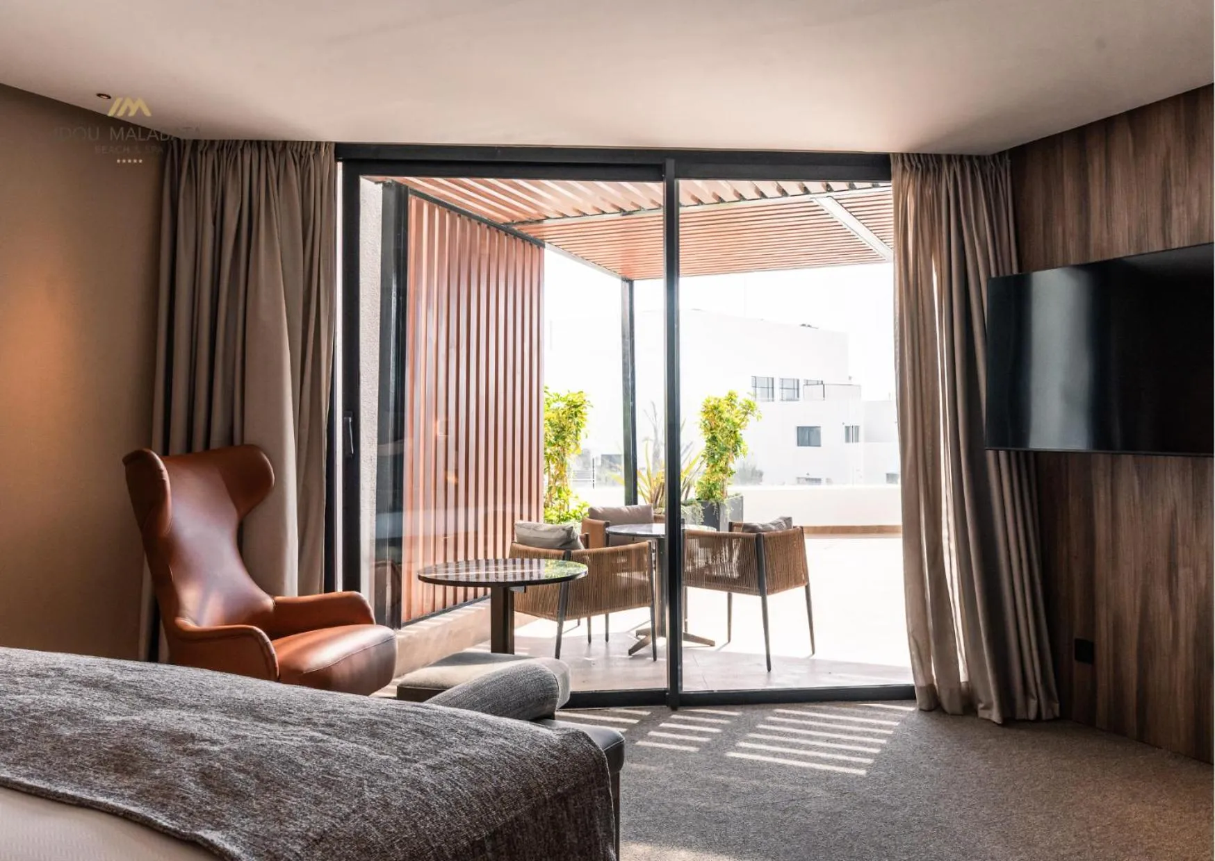 Balcony/Terrace, Bed in Idou Malabata Beach and SPA