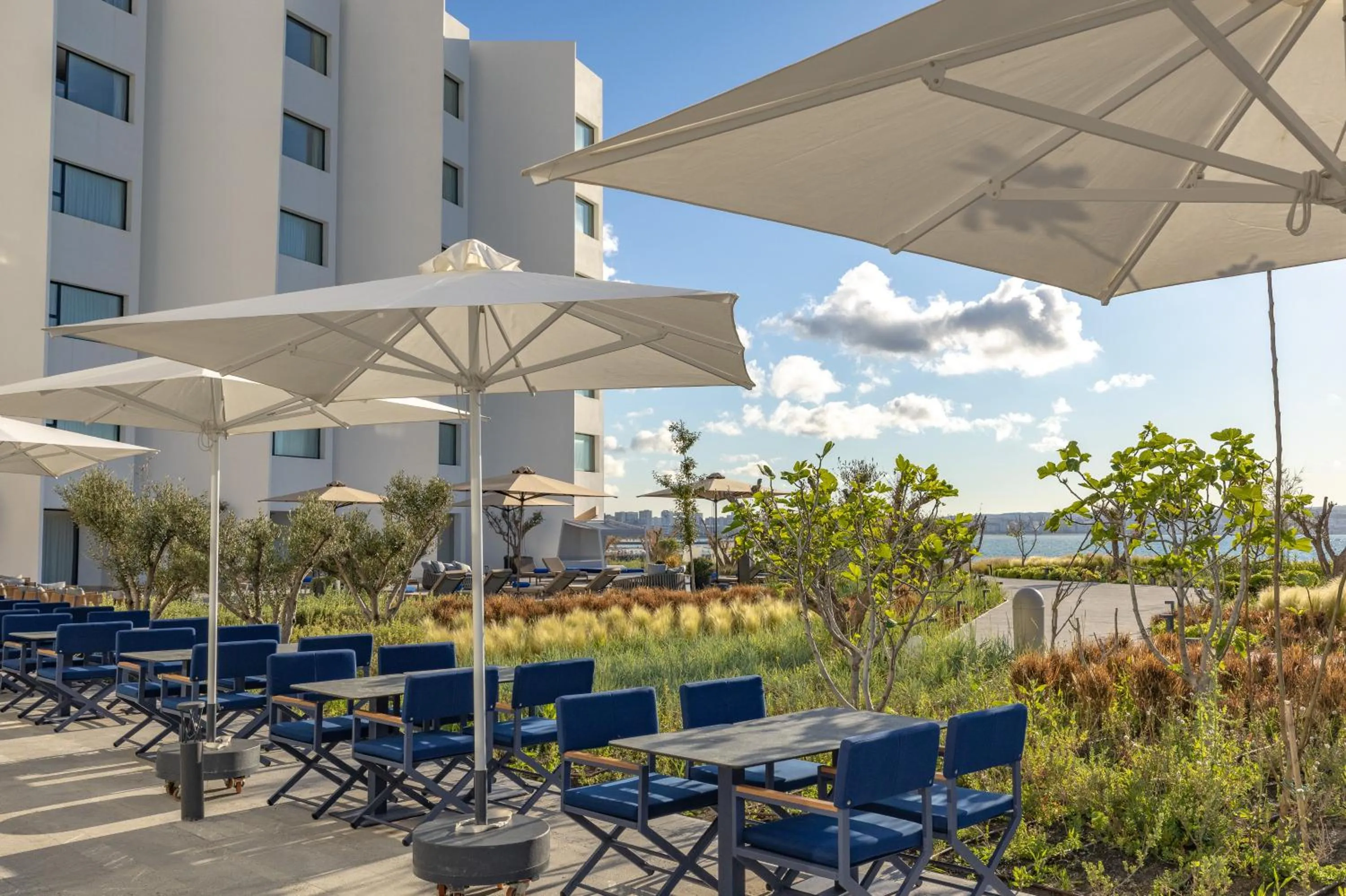 Restaurant/places to eat in Idou Malabata Beach and SPA