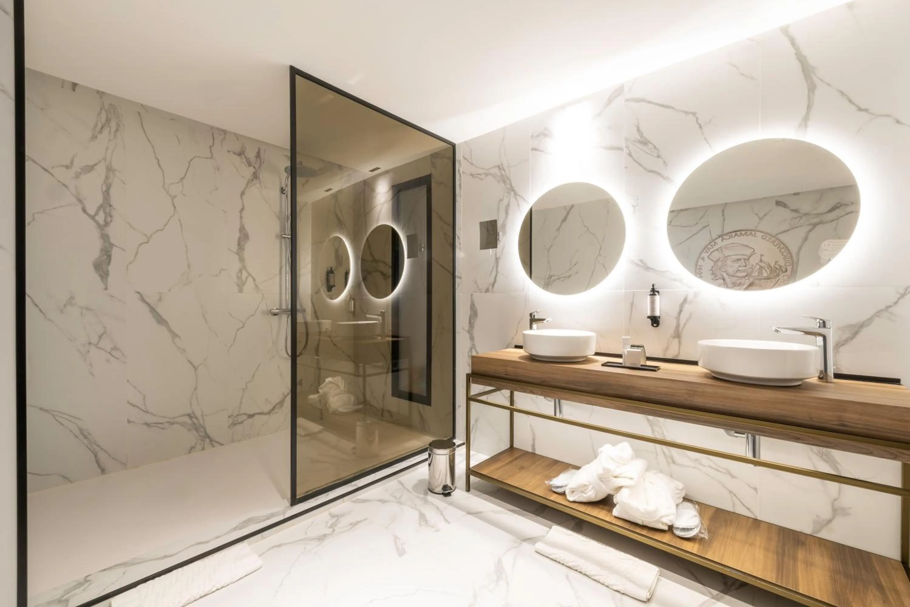 Bathroom in Idou Malabata Beach and SPA