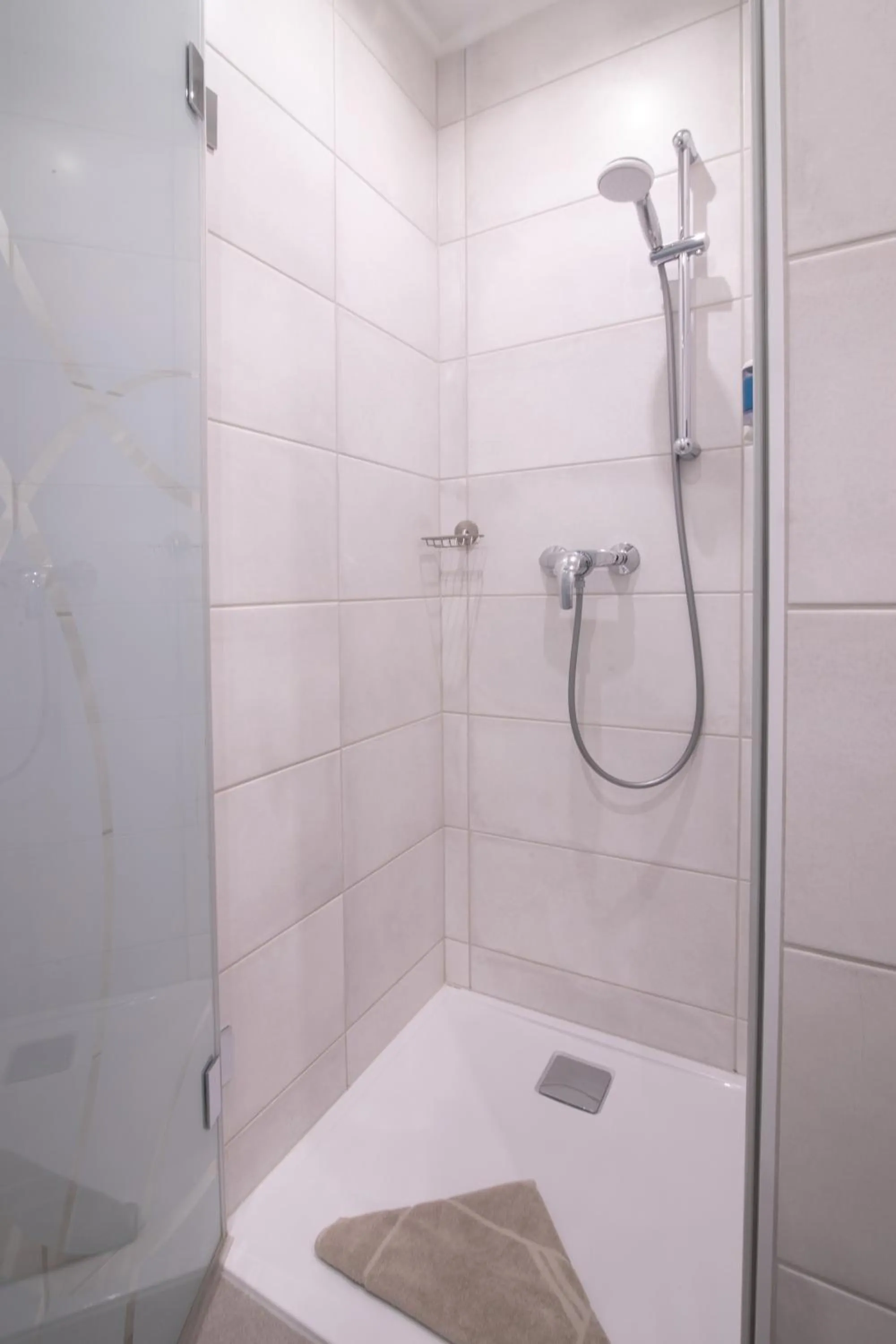 Shower in Ferienwohnungen Gabriel