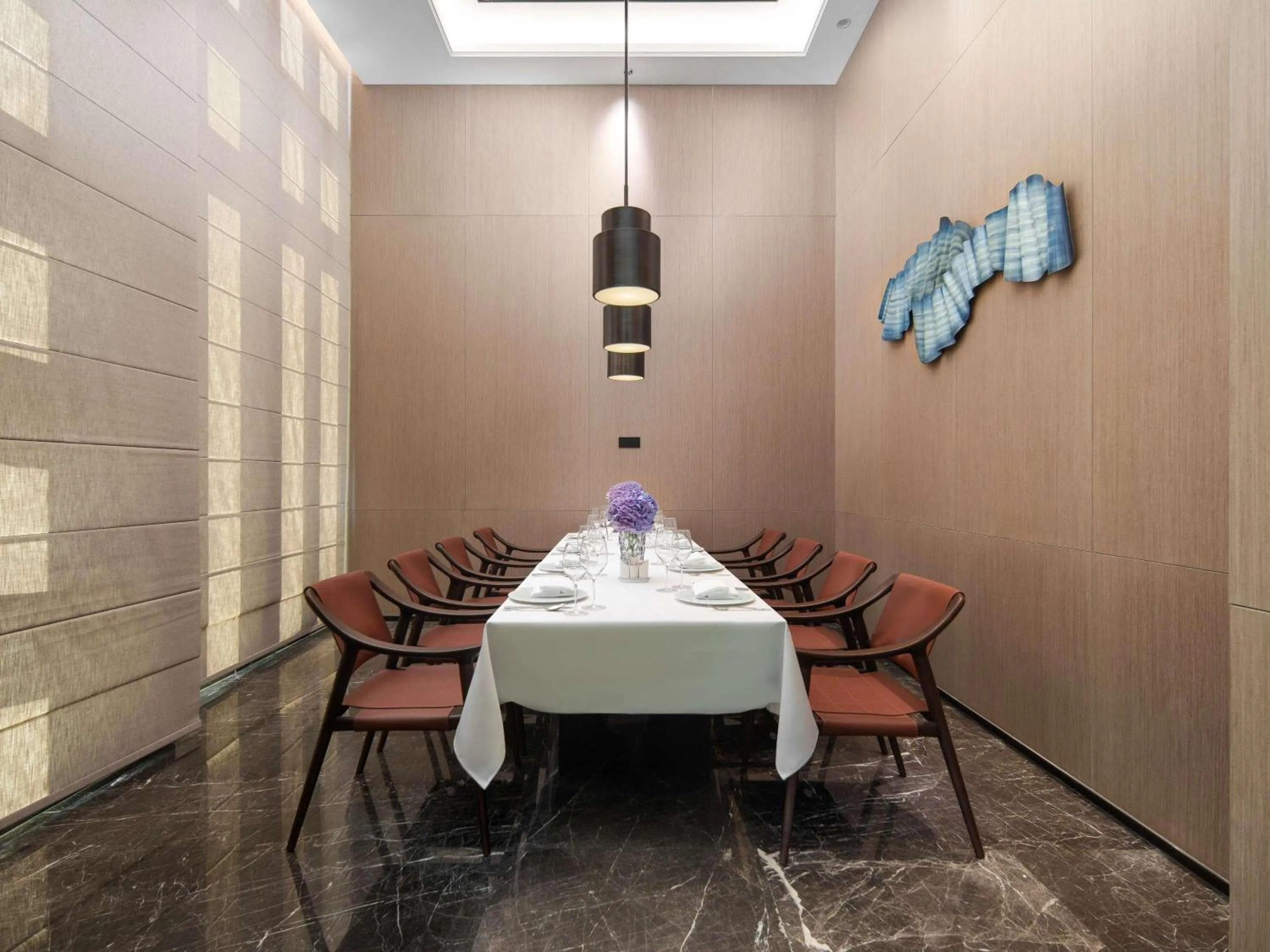 Restaurant/places to eat in Grand Mercure Wuhan Hanyang