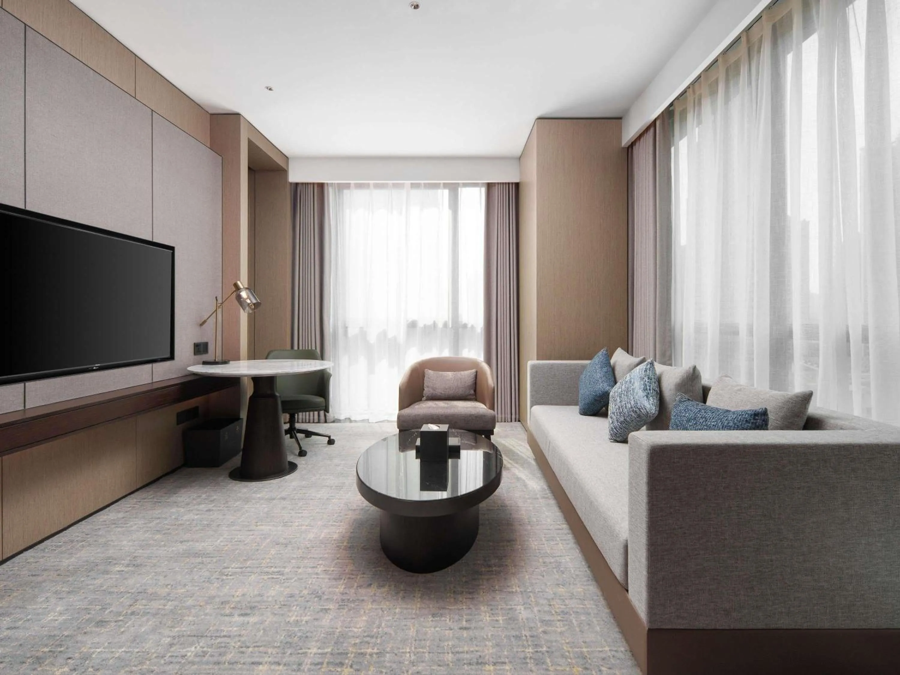 Bedroom in Grand Mercure Wuhan Hanyang