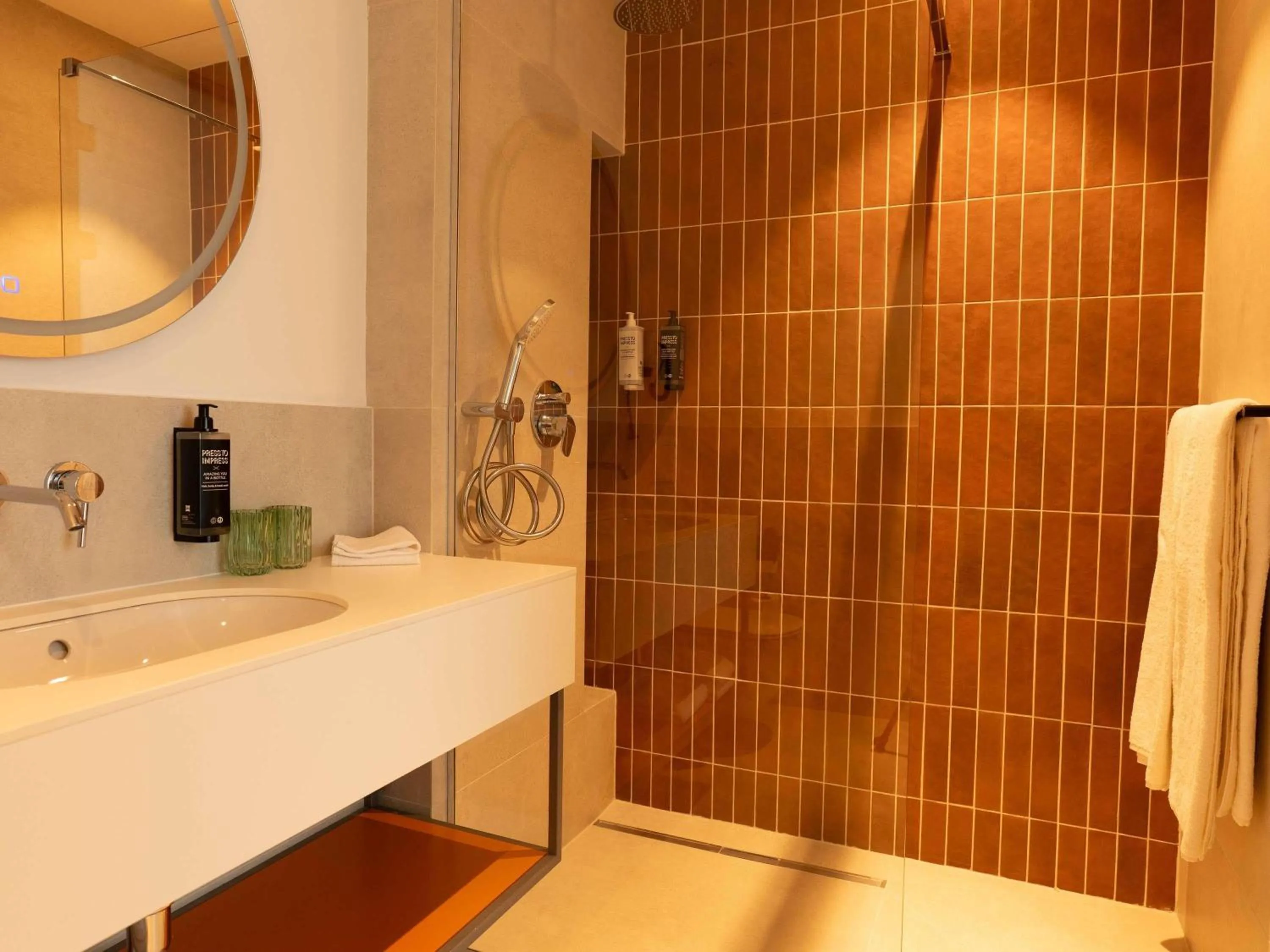 Bedroom in ibis Styles Chisinau