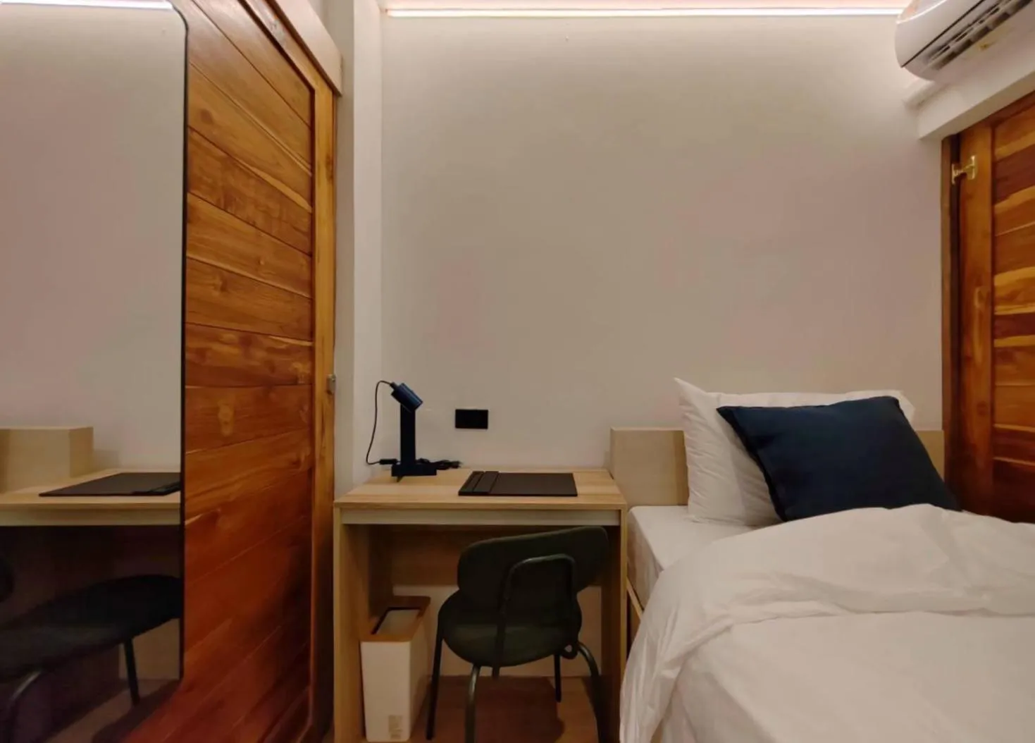 Photo of the whole room, Bed in The Motuga Hostel Bangkok