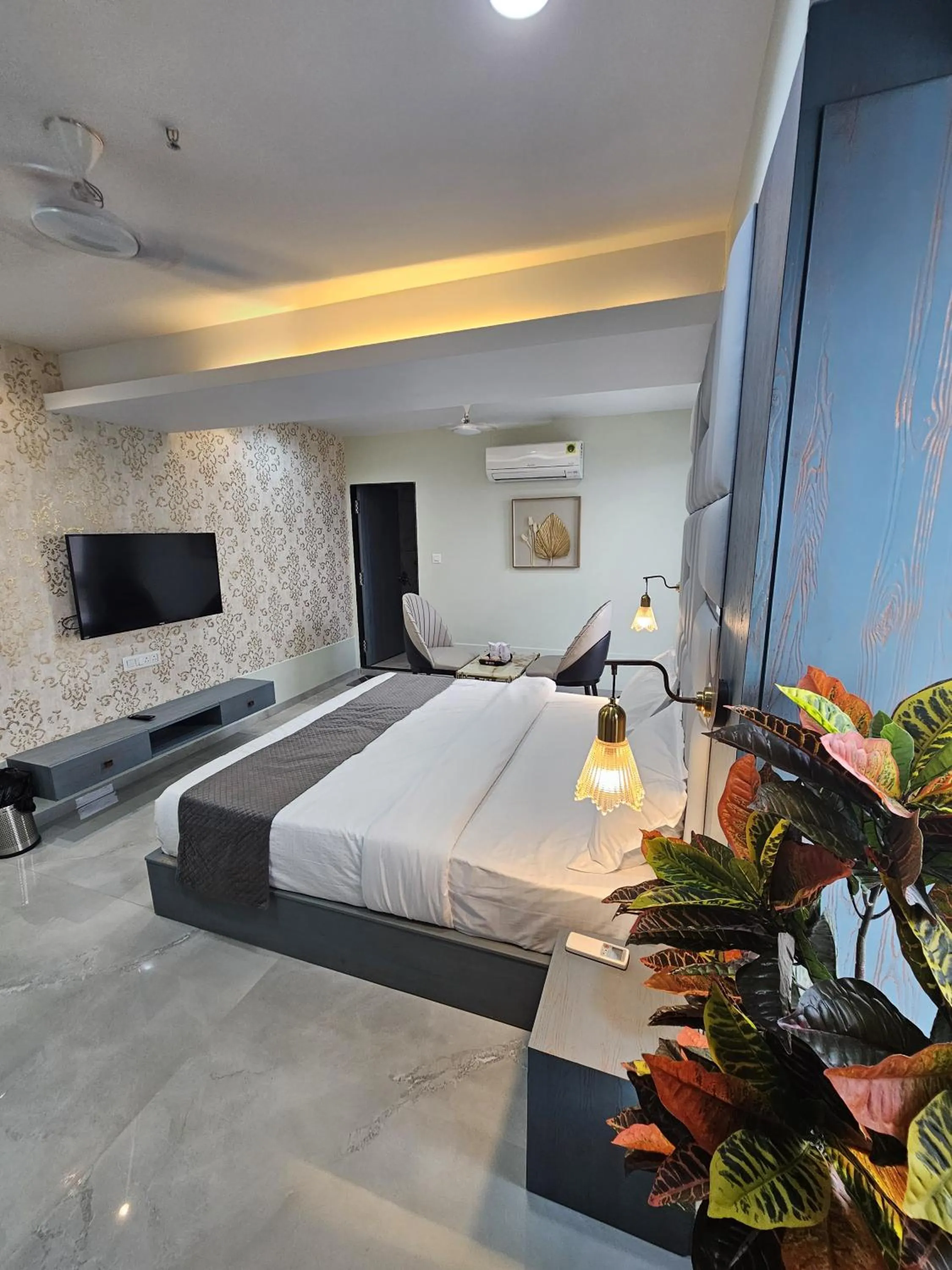 Bed in The Eiffel Hotel & Banquet