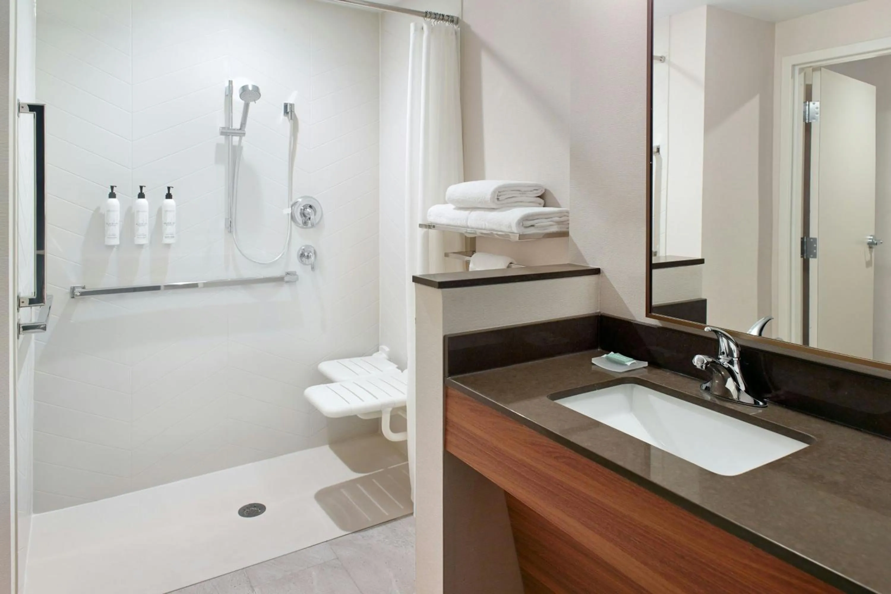 Bathroom in Fairfield by Marriott Inn & Suites Grovetown