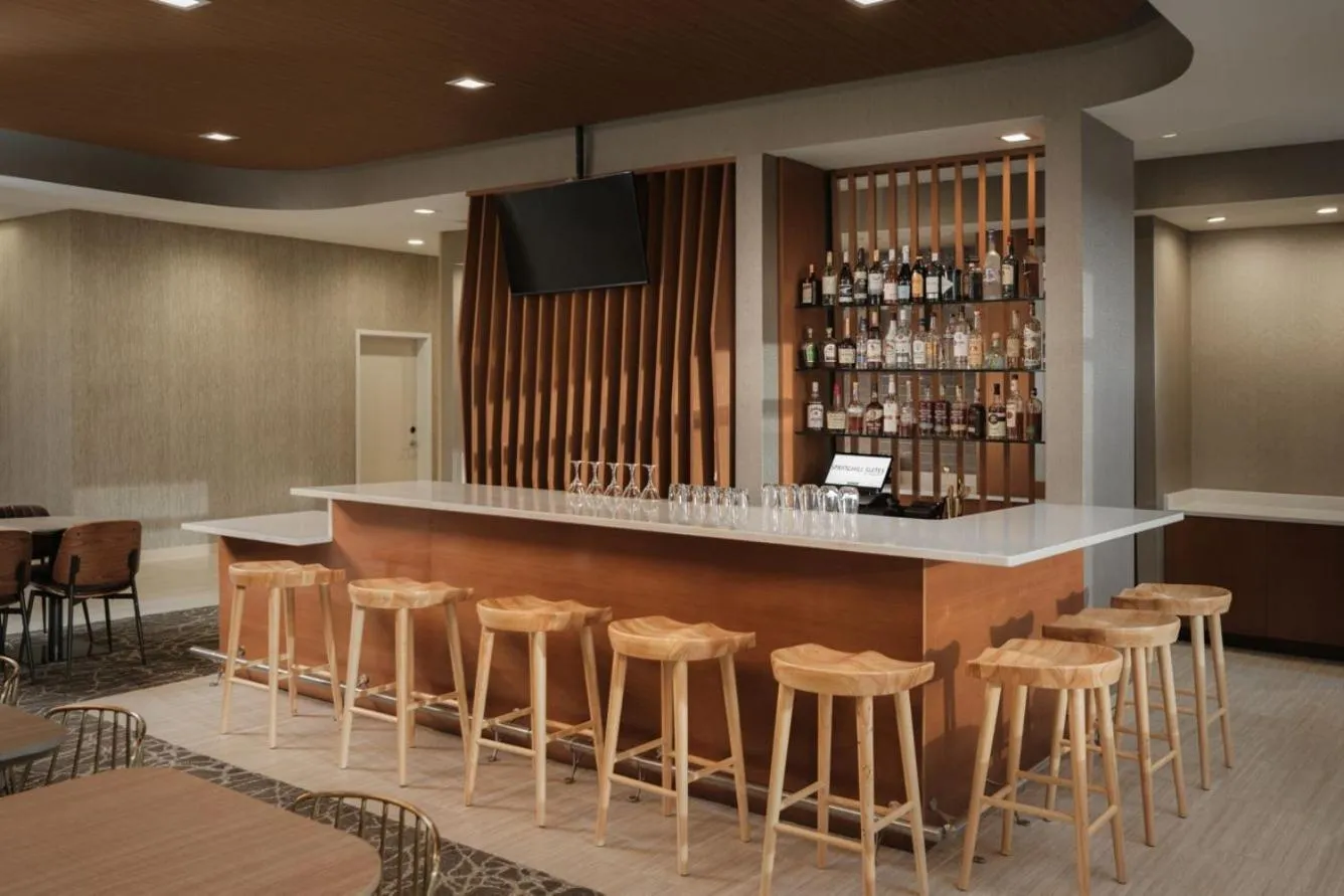 Lounge or bar in SpringHill Suites by Marriott Lexington Frankfort