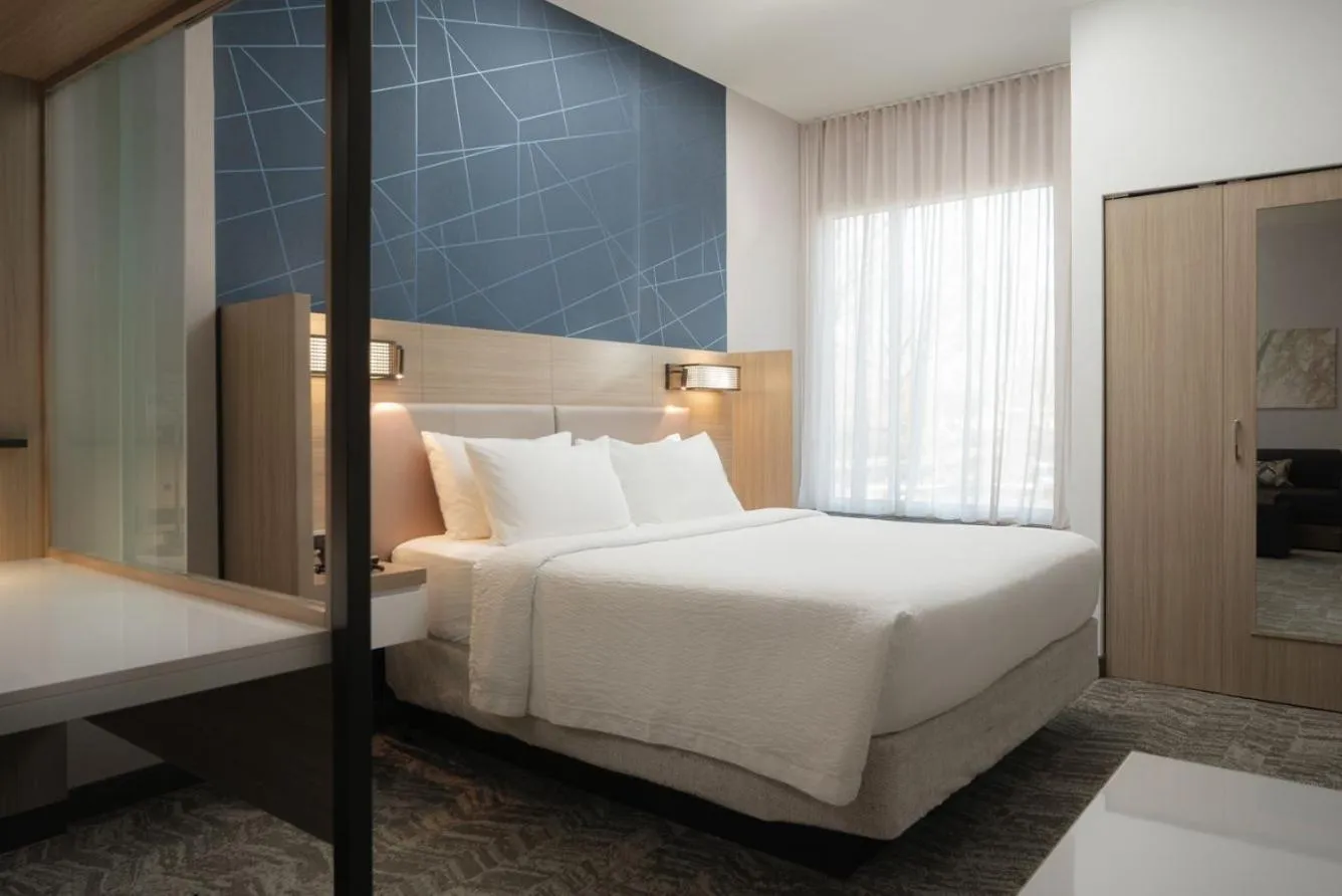 Bed in SpringHill Suites by Marriott Lexington Frankfort