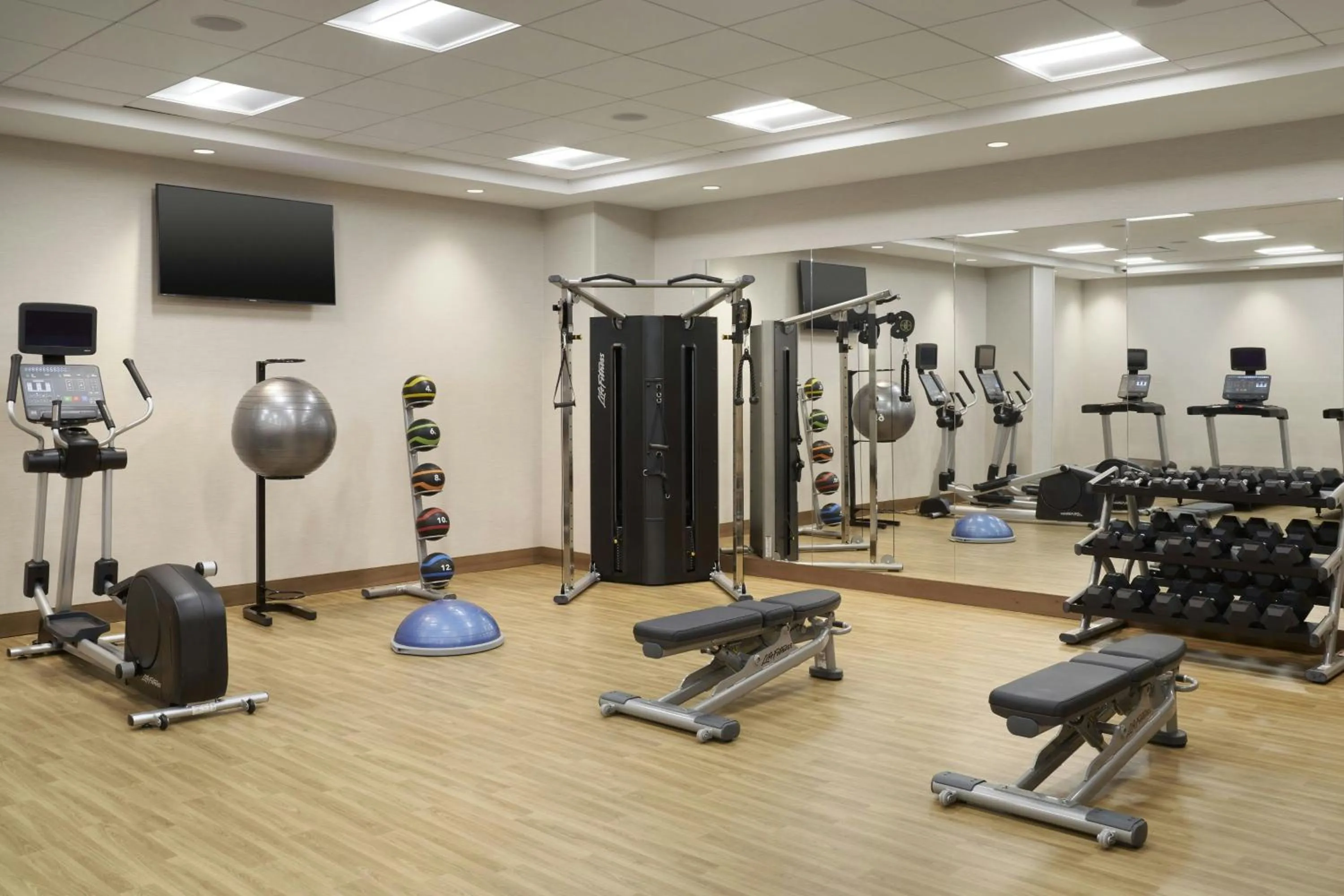 Fitness centre/facilities in AC Hotel Seattle Downtown