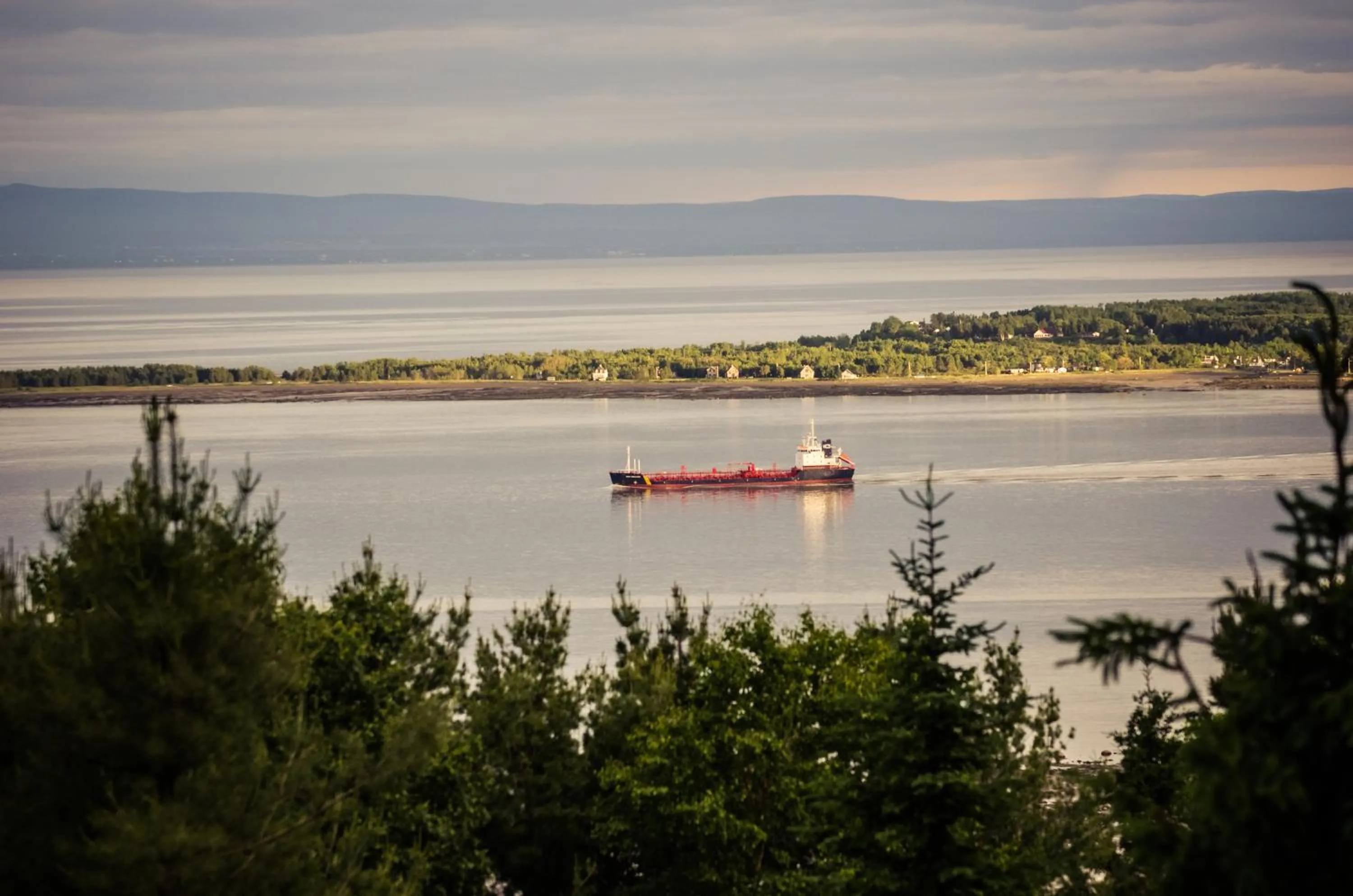 River view in Chalet Sous Les Pins