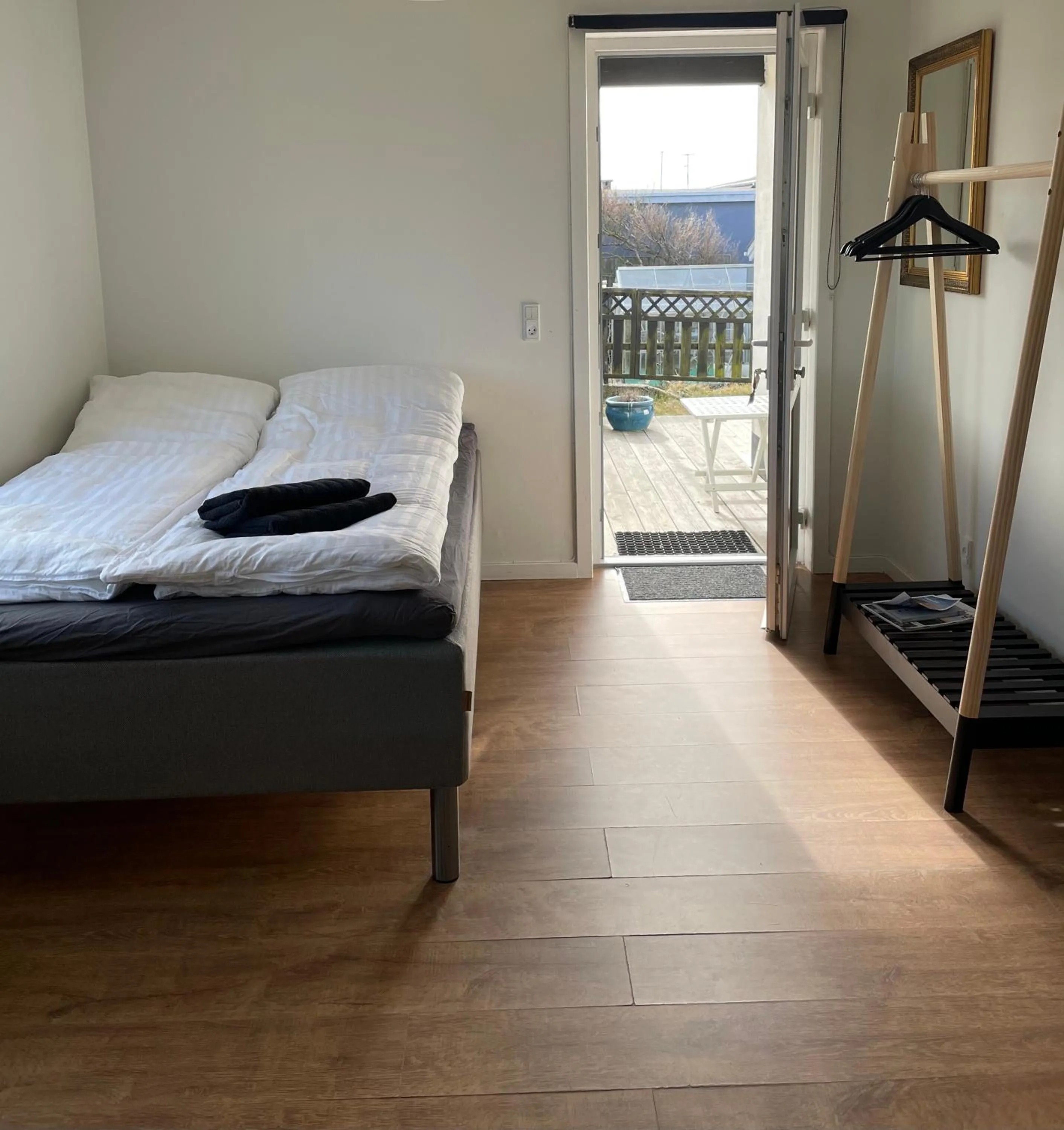 Photo of the whole room, Bed in Surfers Paradise Apartments