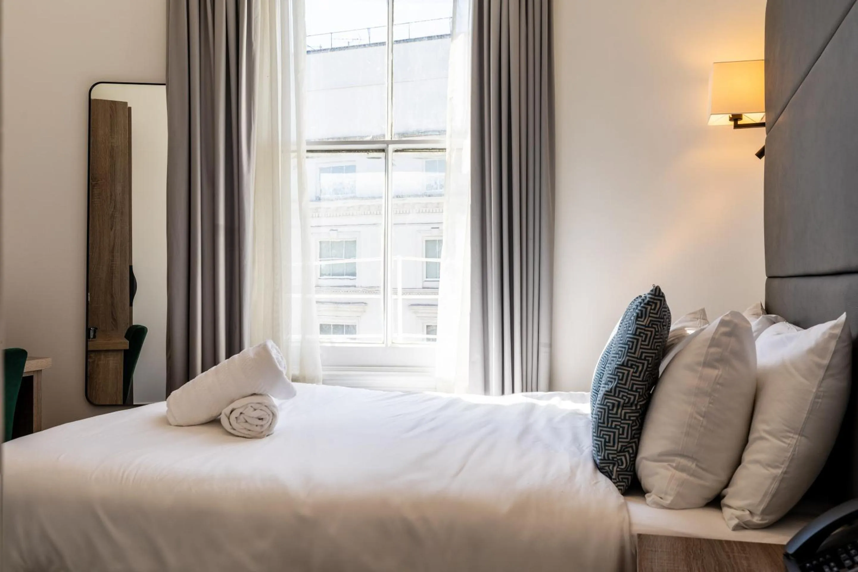 Bedroom, Bed in The Chapter Hotels - The J Hyde Park