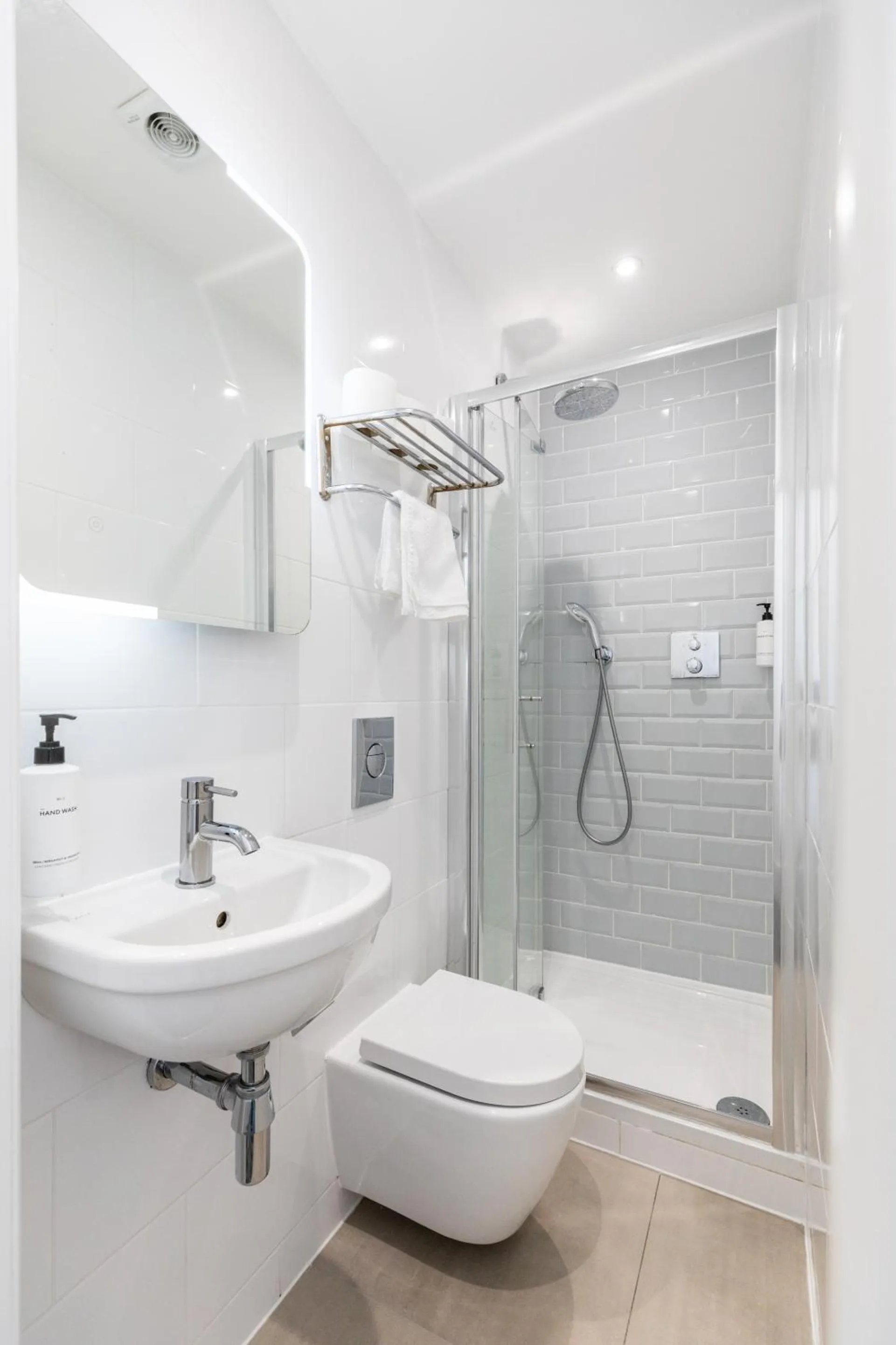 Bathroom in The Chapter Hotels - The J Hyde Park