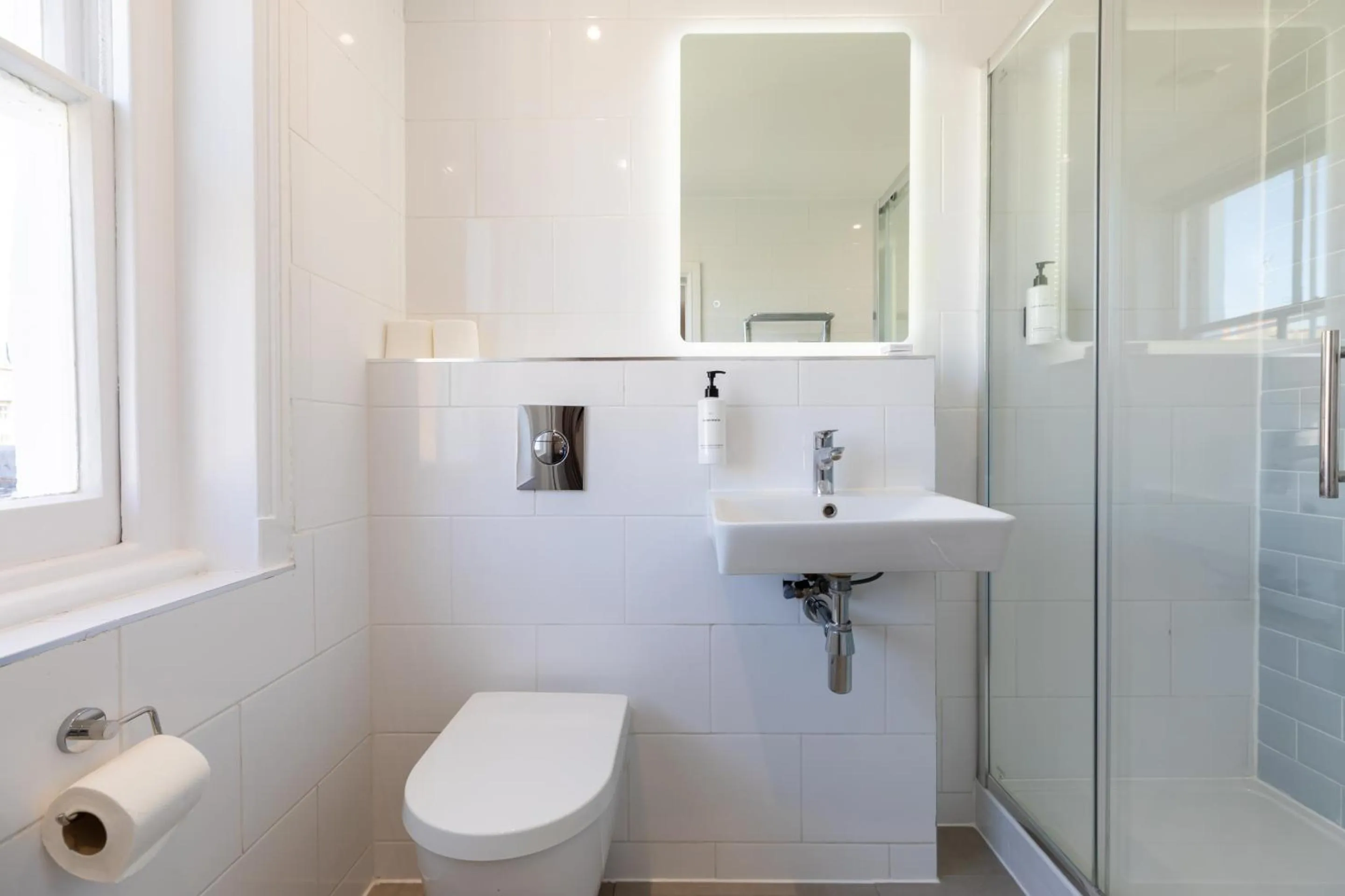 Bathroom in The Chapter Hotels - The J Hyde Park