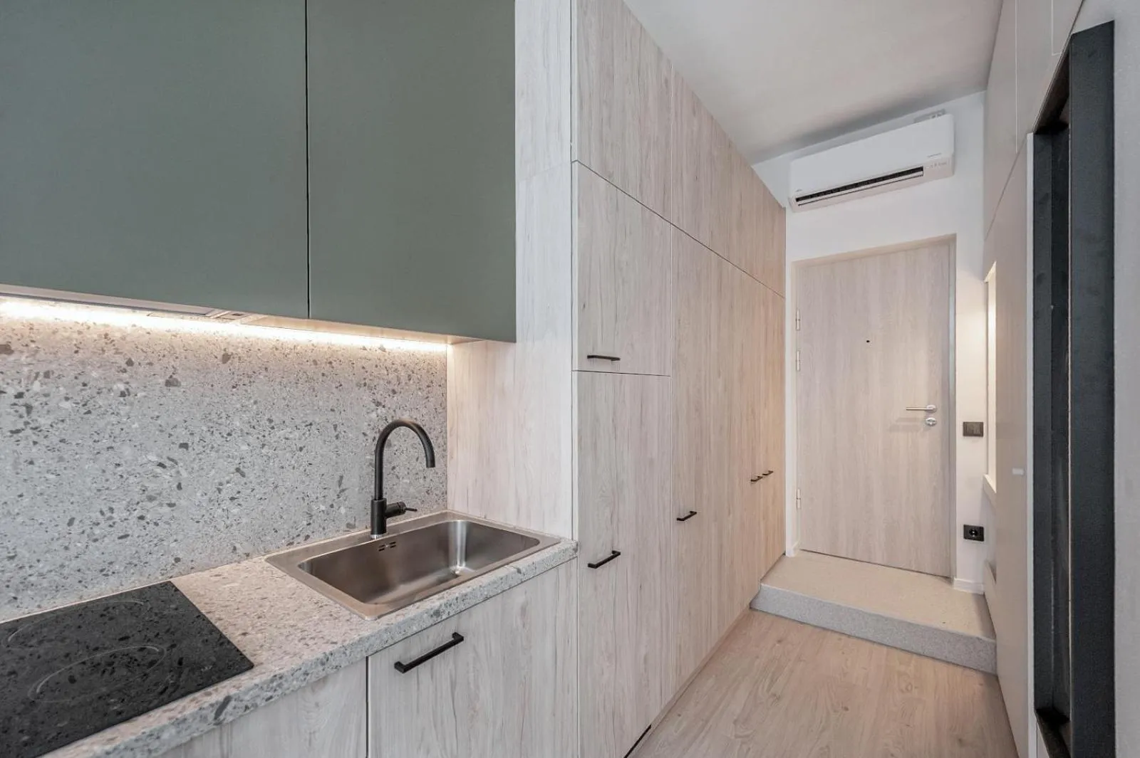 kitchen in P-ONE APARTMENTS - Self Check-in