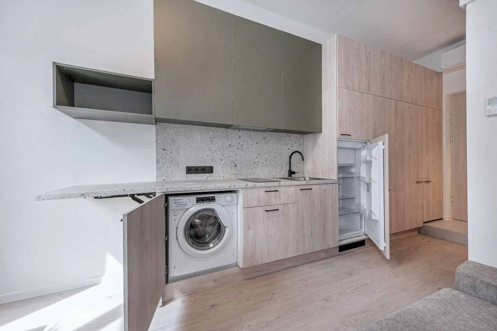 stove in P-ONE APARTMENTS - Self Check-in