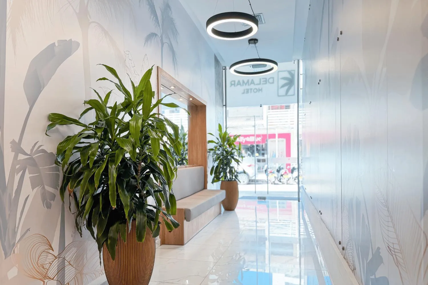 Area and facilities in Delamar Hotel