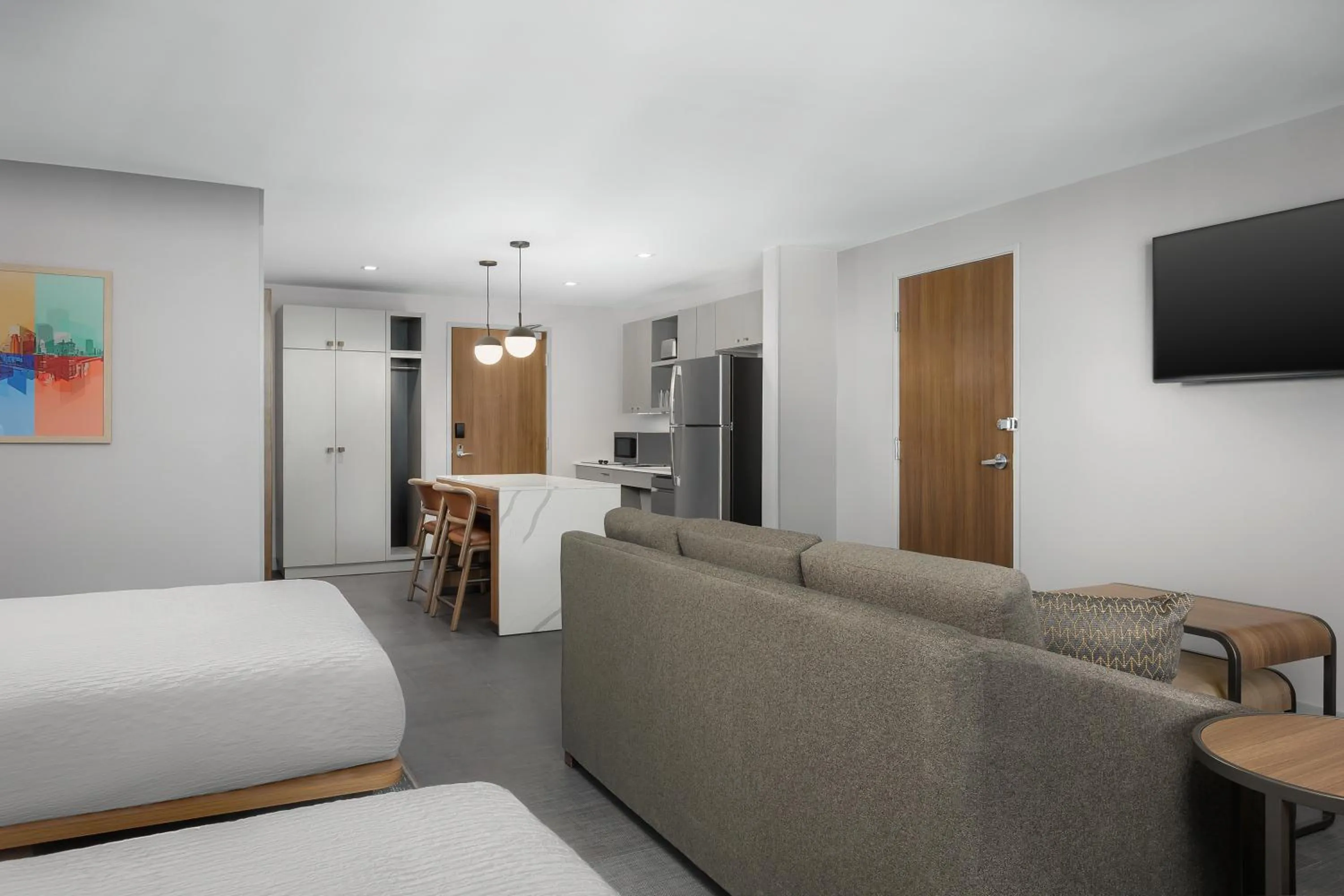 Bedroom, Bed in Homewood Suites By Hilton Newport Cincinnati