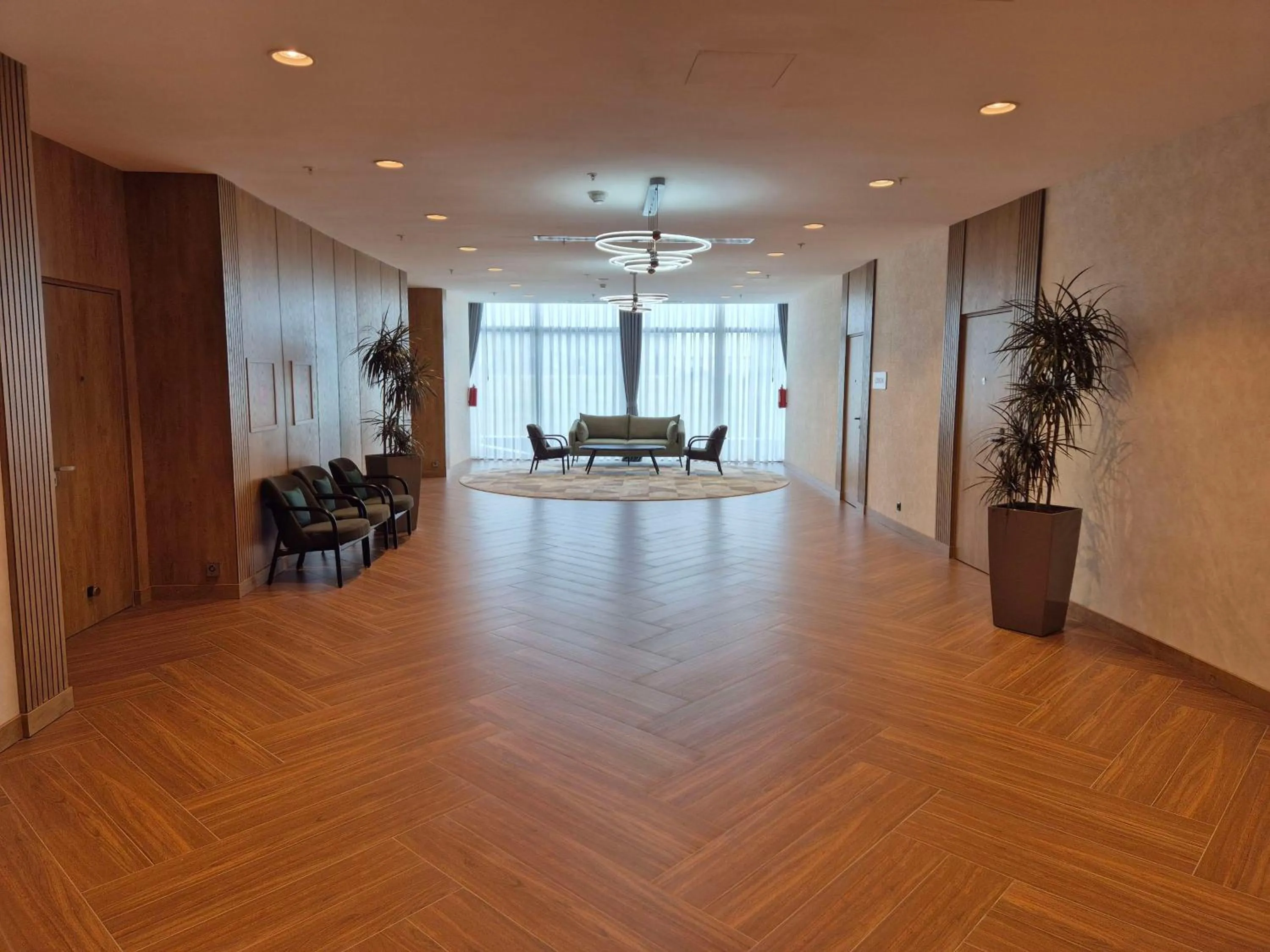 Lobby or reception in Hilton Garden Inn Termez Airitom