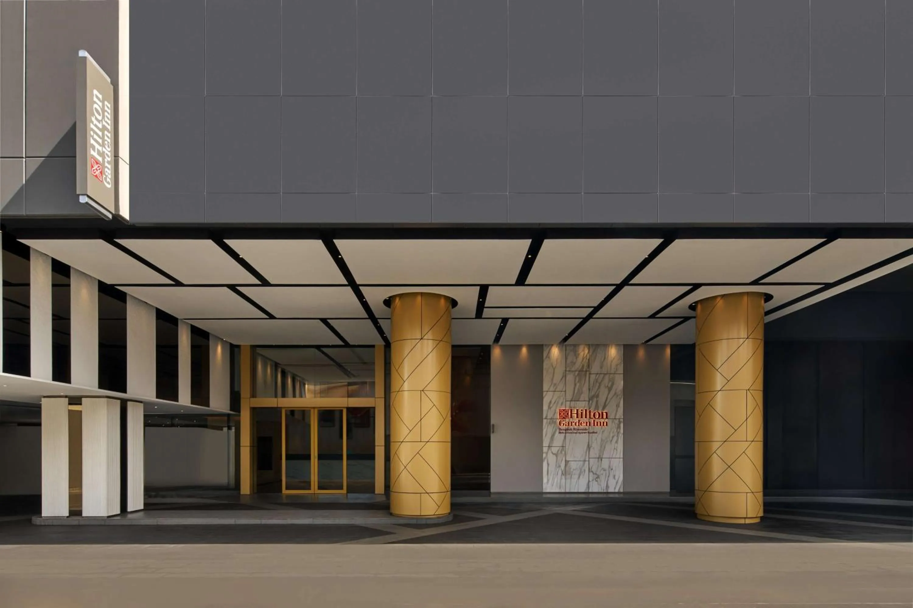 Property building in Hilton Garden Inn Bangkok Riverside