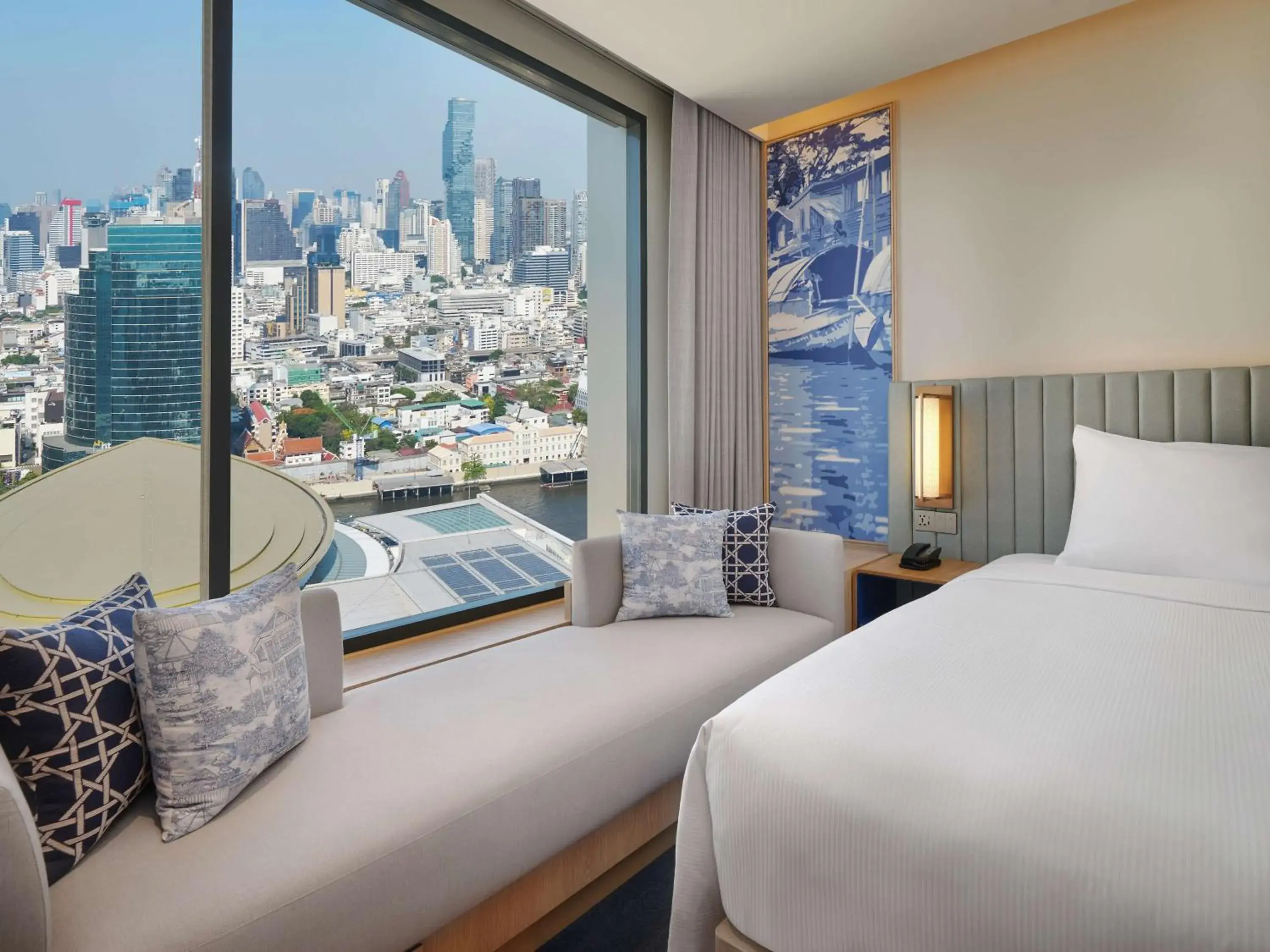 Deluxe Twin Room - Partial River View in Hilton Garden Inn Bangkok Riverside Deluxe Twin Room - Partial River View in Hilton Garden Inn Bangkok Riverside