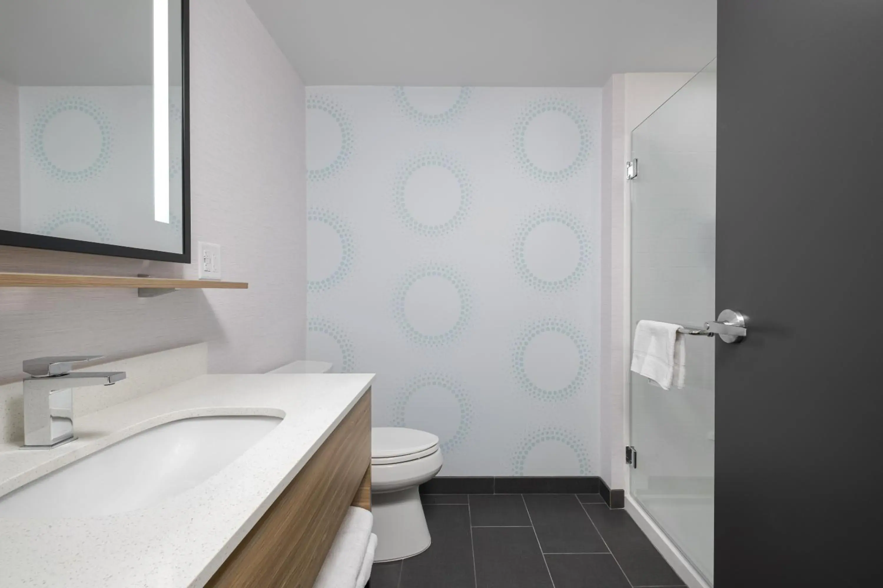 Queen Room with Two Queen Beds and Walk-In Shower in Tru By Hilton Phoenix Midtown Queen Room with Two Queen Beds and Walk-In Shower in Tru By Hilton Phoenix Midtown