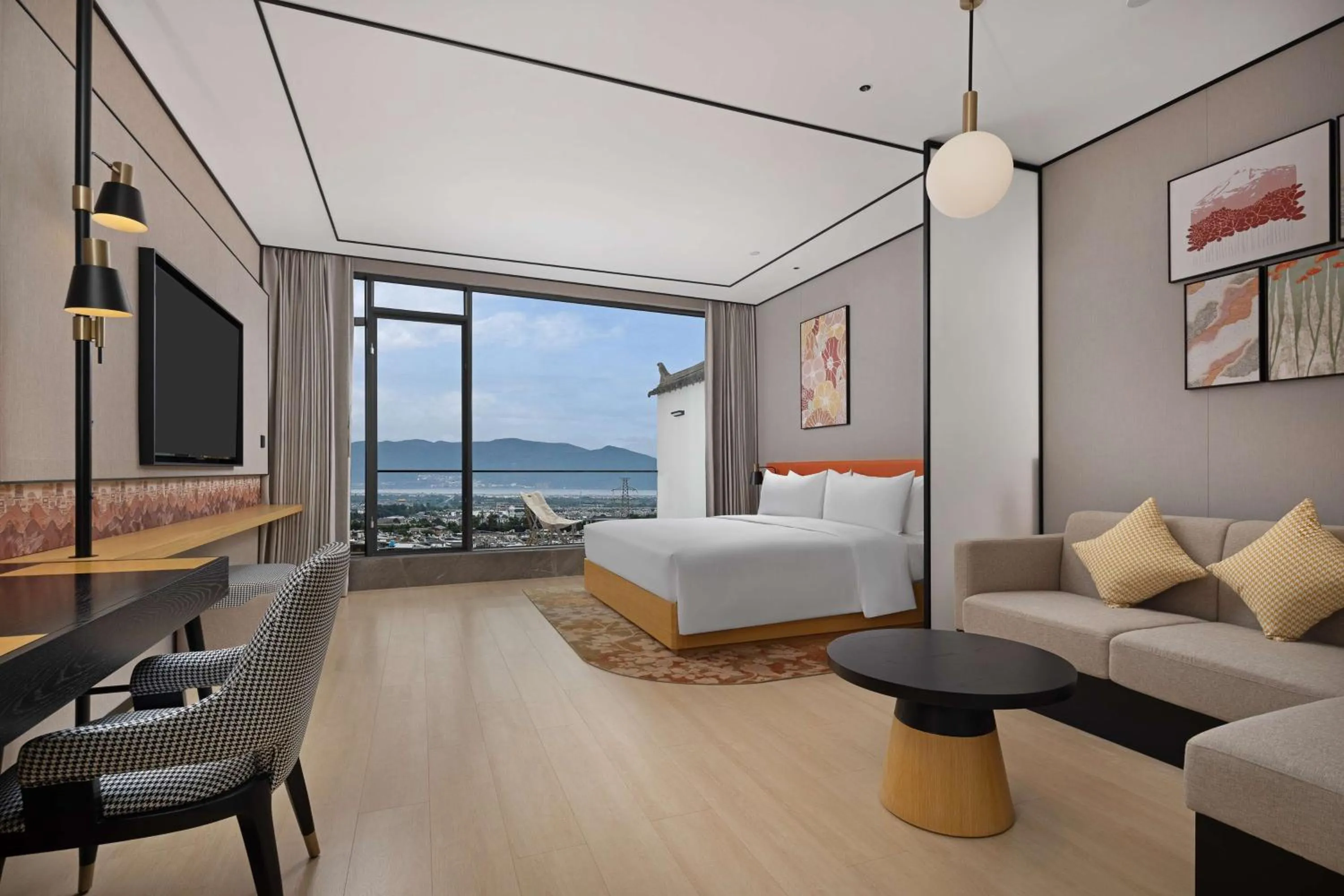 Living room, Bed in Hilton Garden Inn Dali Ancient City