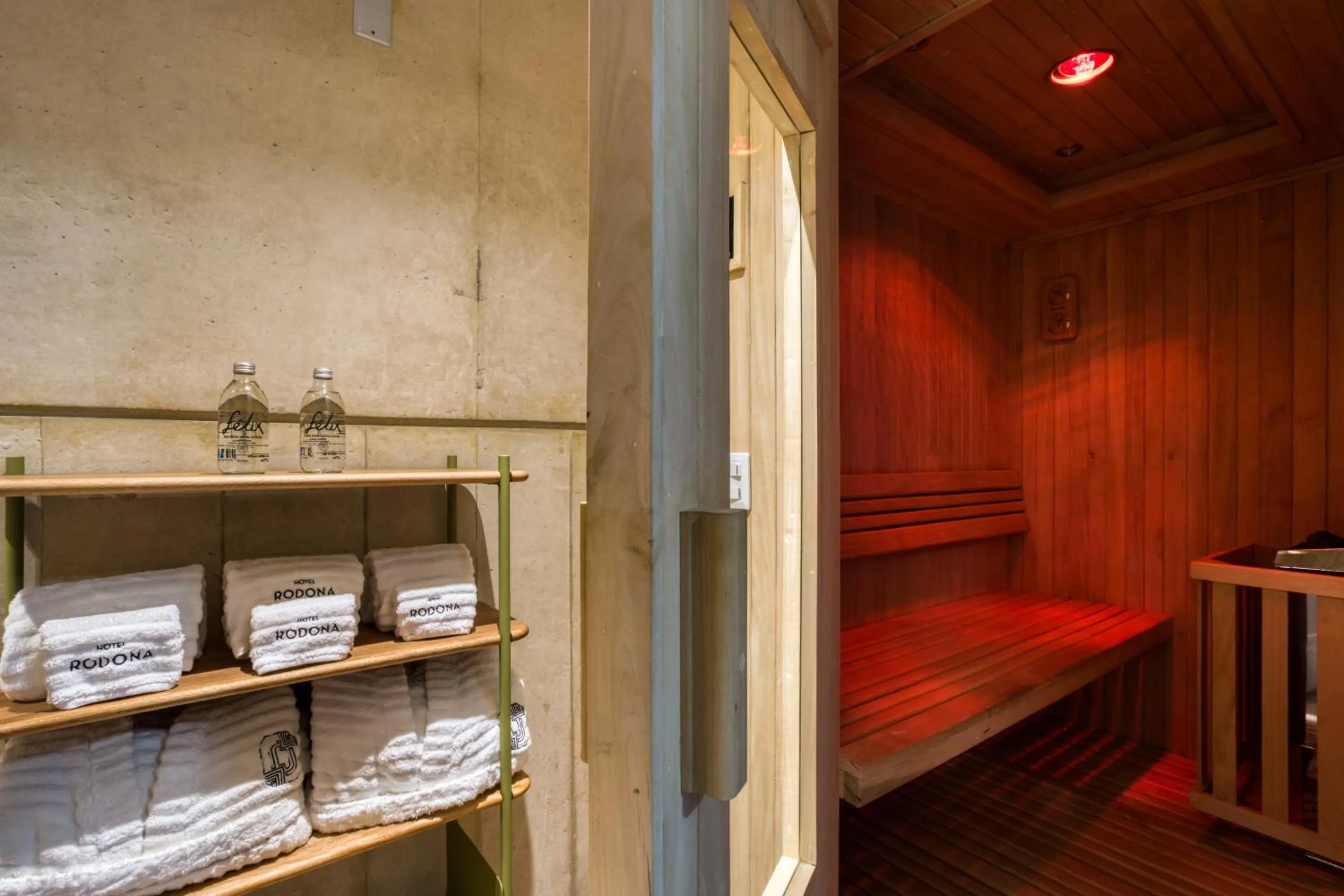 Sauna in Rodona Hotel