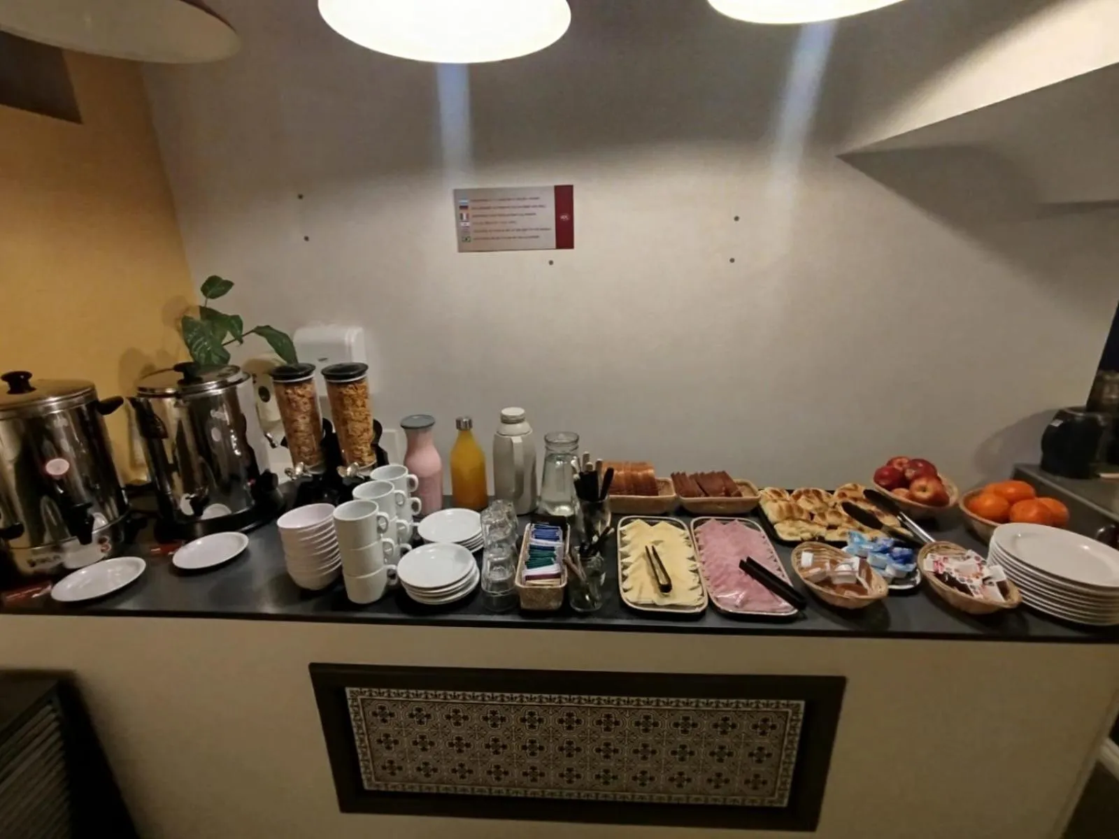 Breakfast in Hostal malvinas