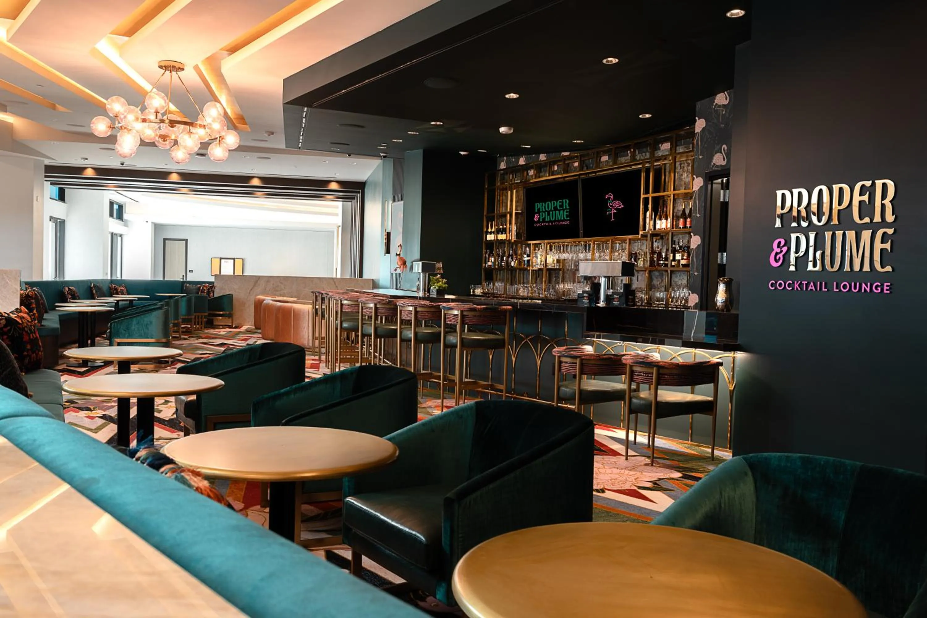 Lounge or bar in Chicken Ranch Casino Resort